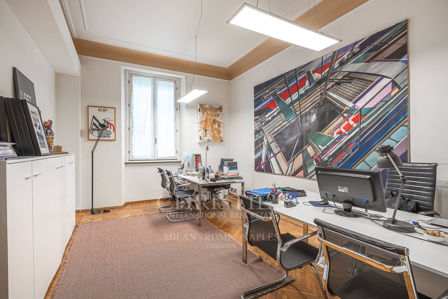 picture of Elegant Office In Via De Cristoforis