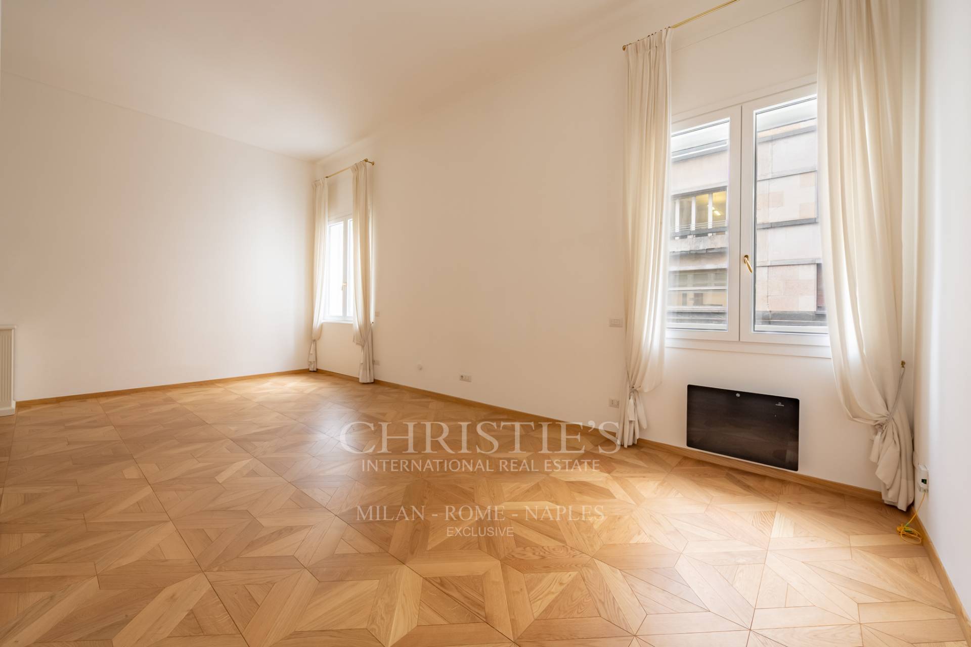 picture of Elegance And Comfort Just Steps From The Duomo