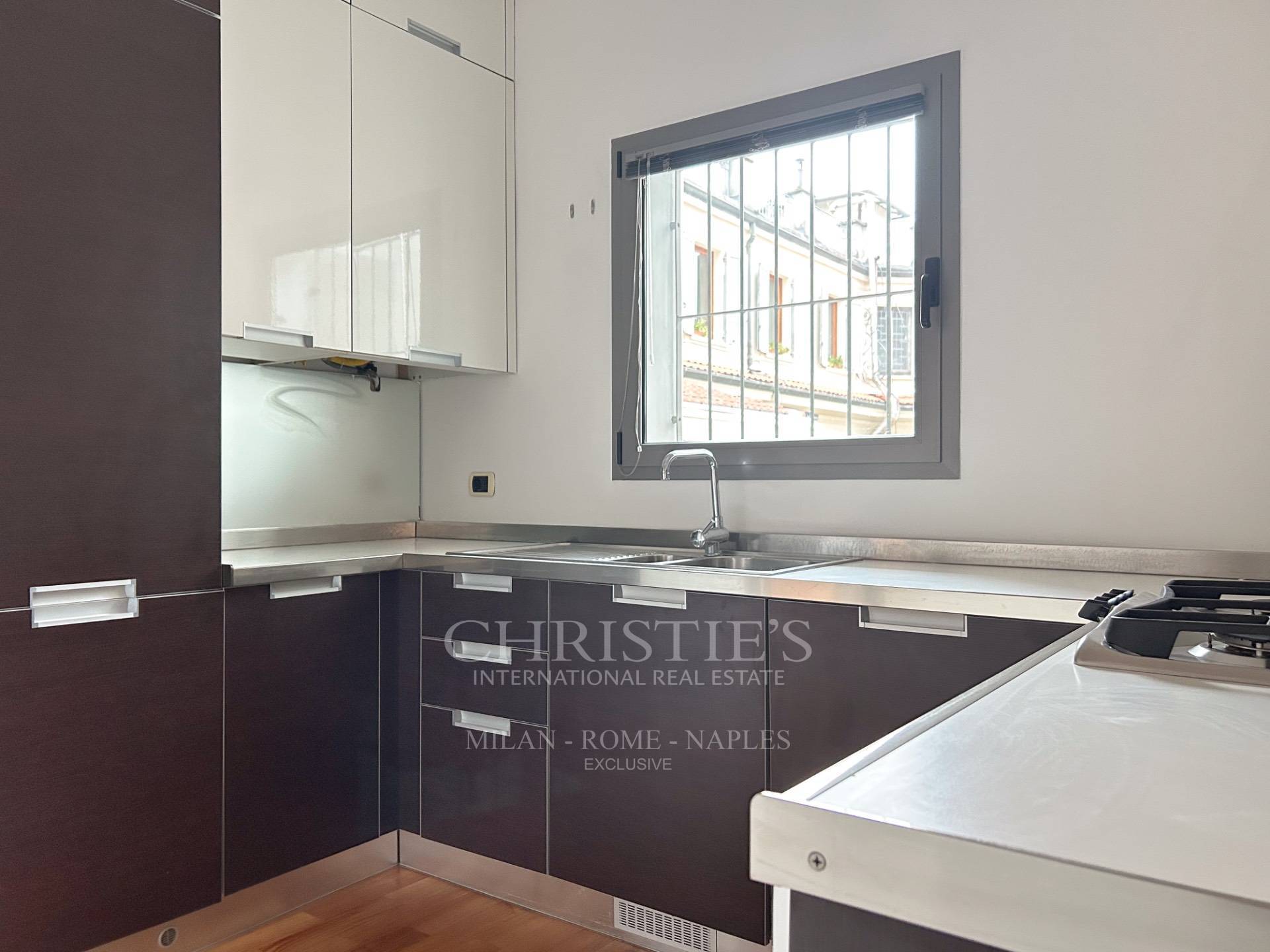 picture of Brera – Elegant One-room Apartment In A Period Building