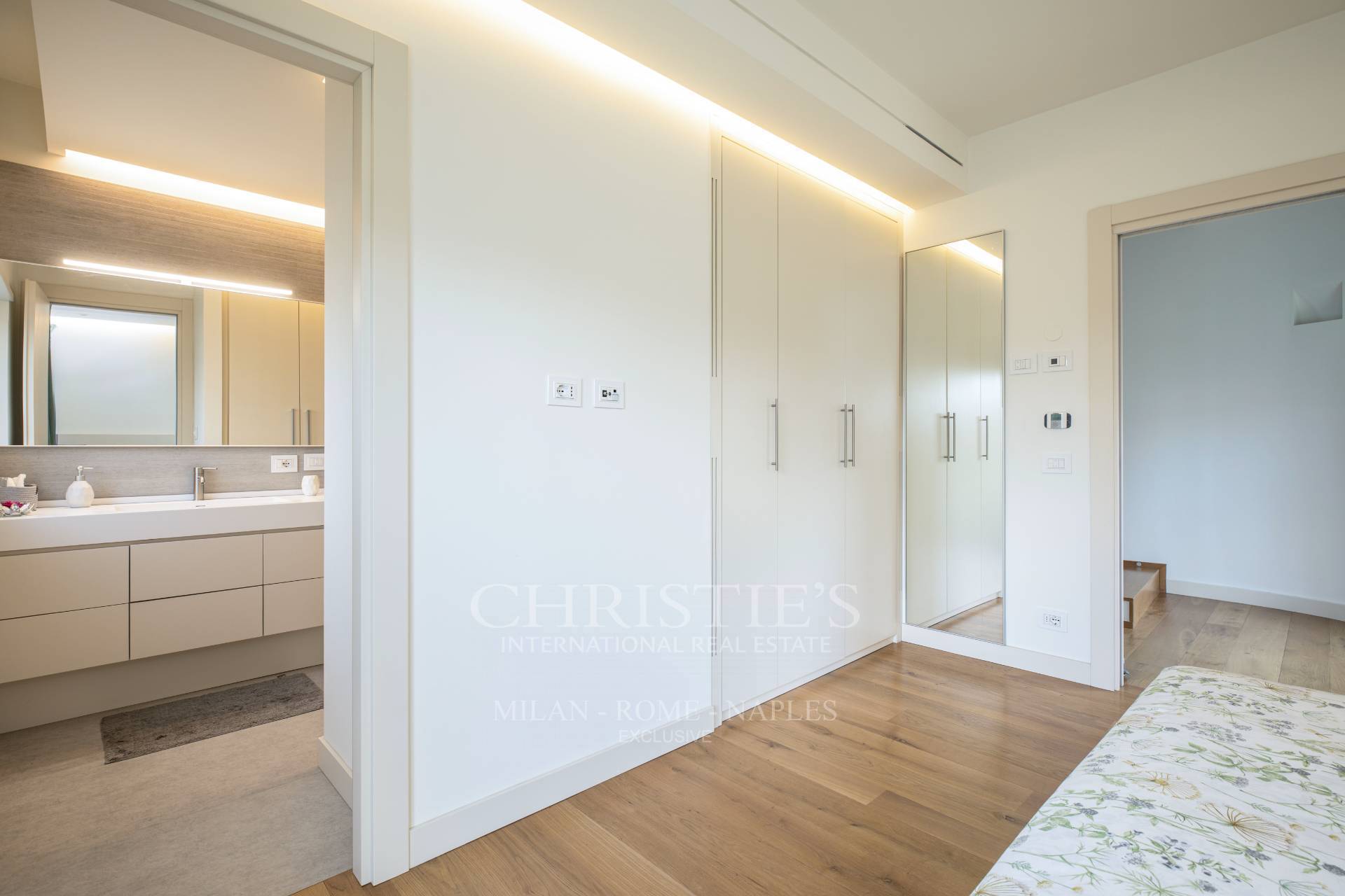 picture of Exclusive Designer Villa With Panoramic Sea Views