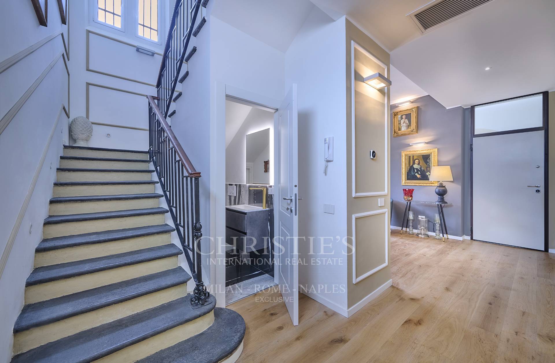 picture of Prestigious Lake View Villa With A Heated Pool, 8 Minutes From Varenna