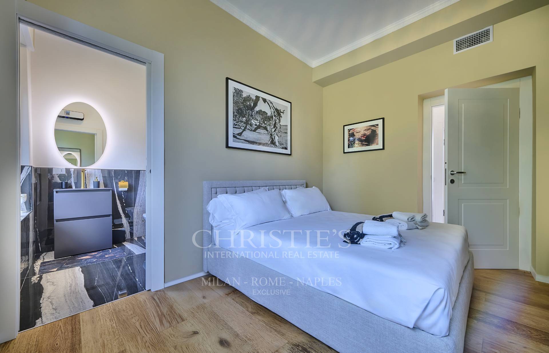 picture of Prestigious Lake View Villa With A Heated Pool, 8 Minutes From Varenna