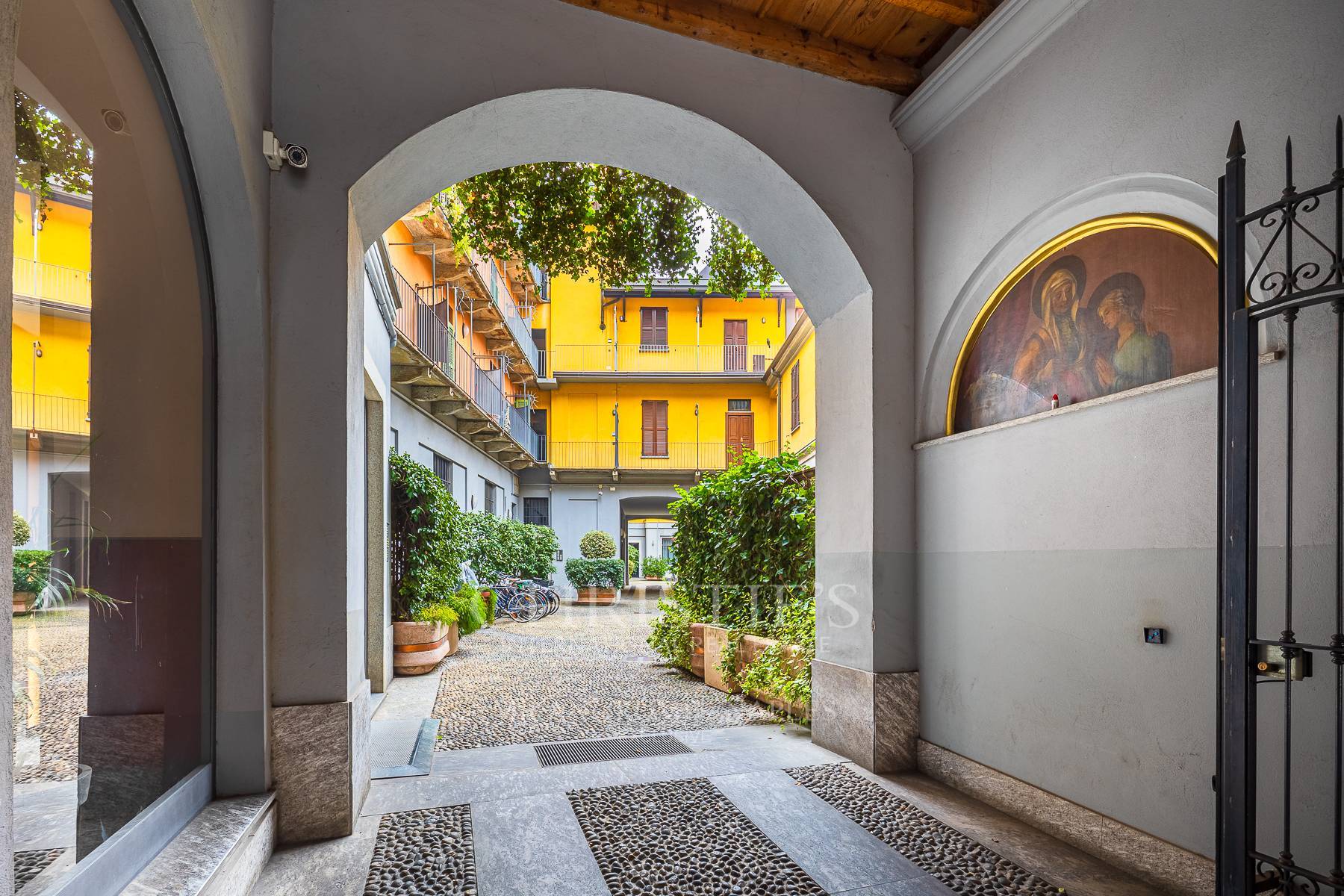 picture of Elegant Apartment In Corso Como