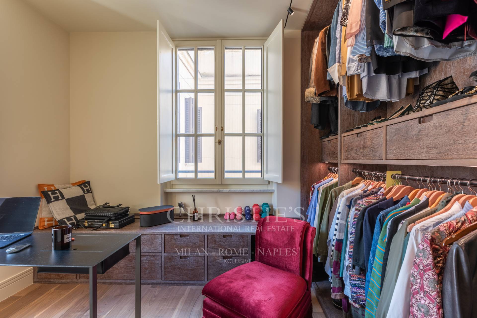 picture of Refined Design Apartment At Palazzo Raggi