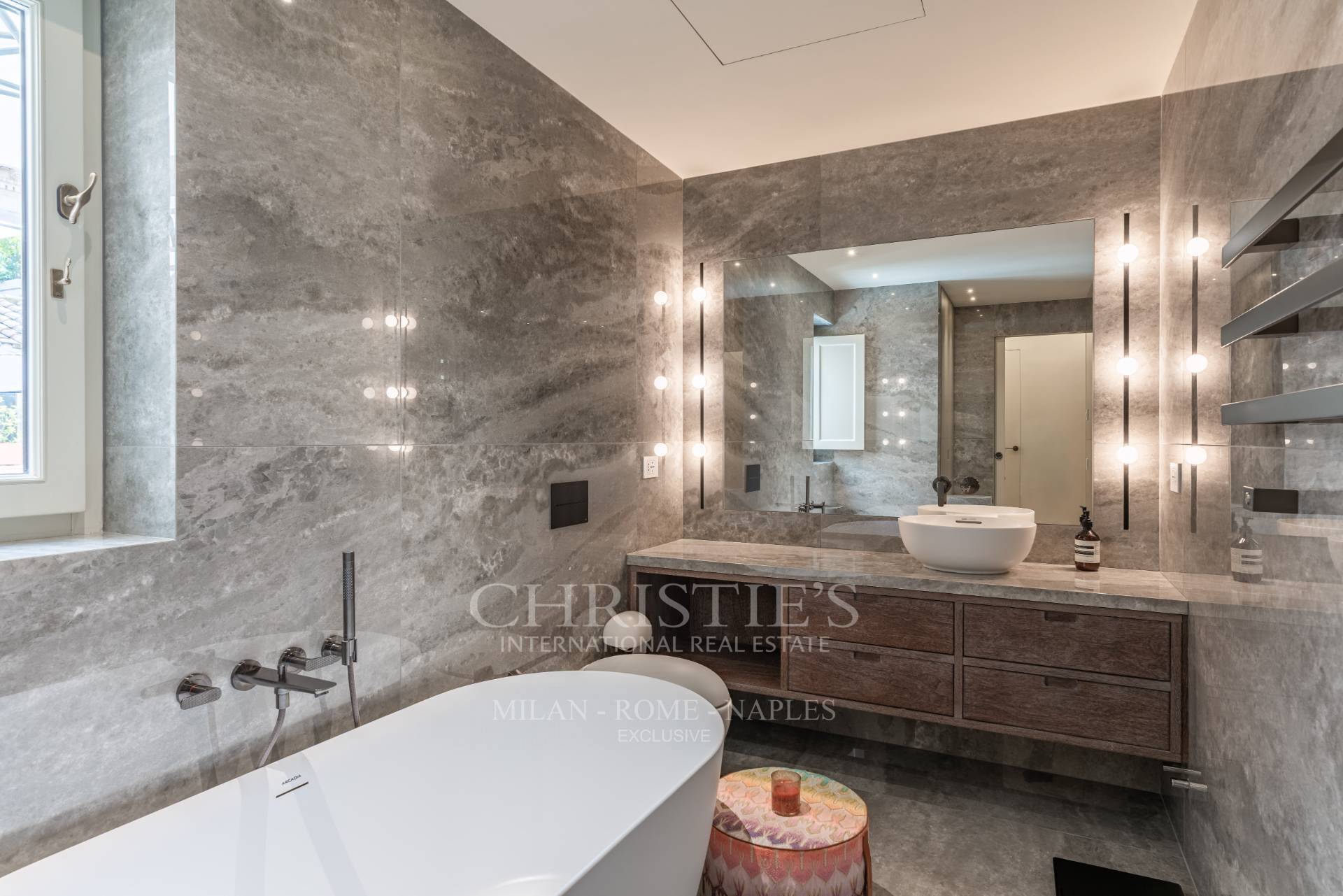 picture of Refined Design Apartment At Palazzo Raggi