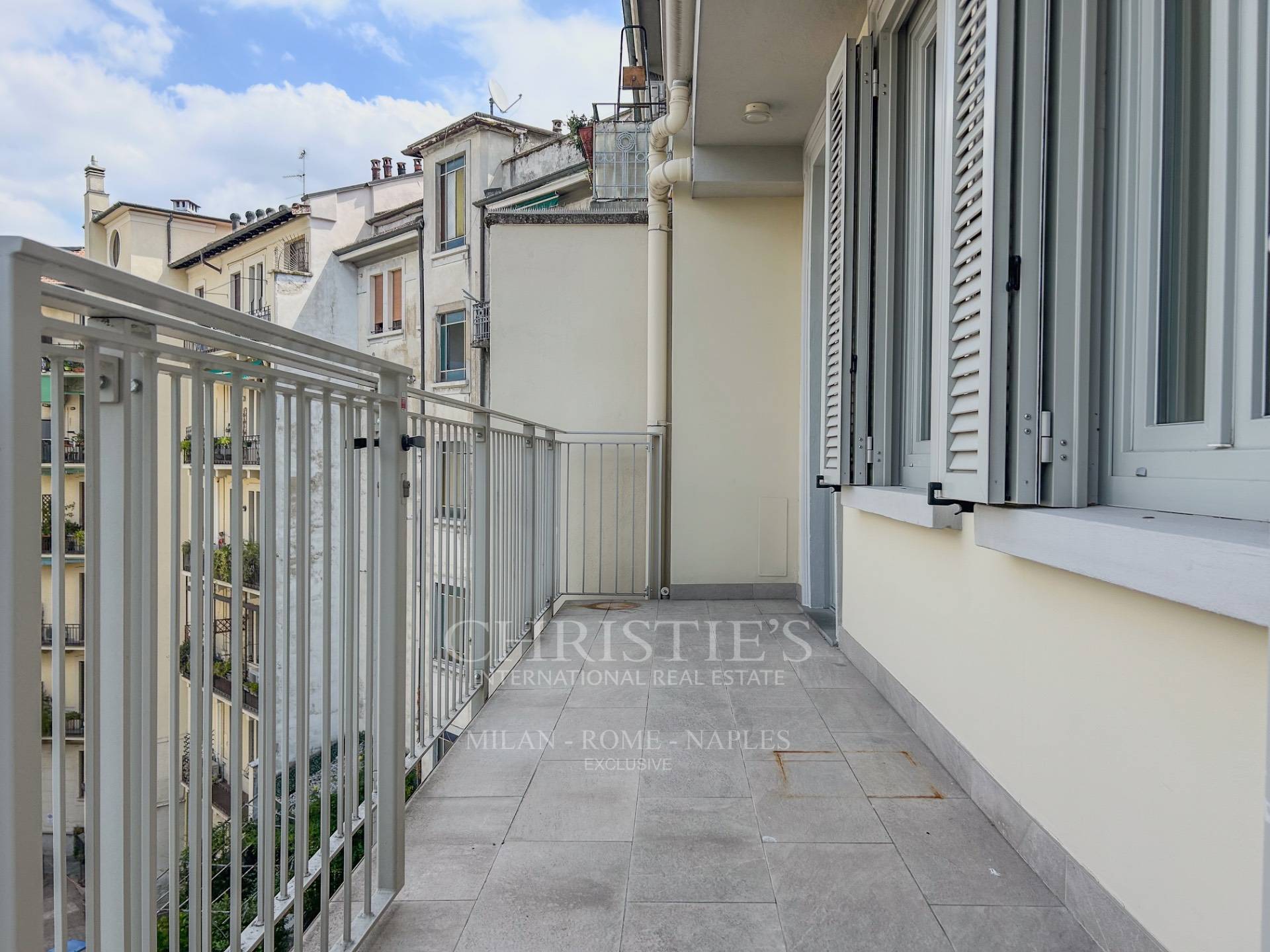 picture of Modern Two-bedroom Apartment In Bergognone Area