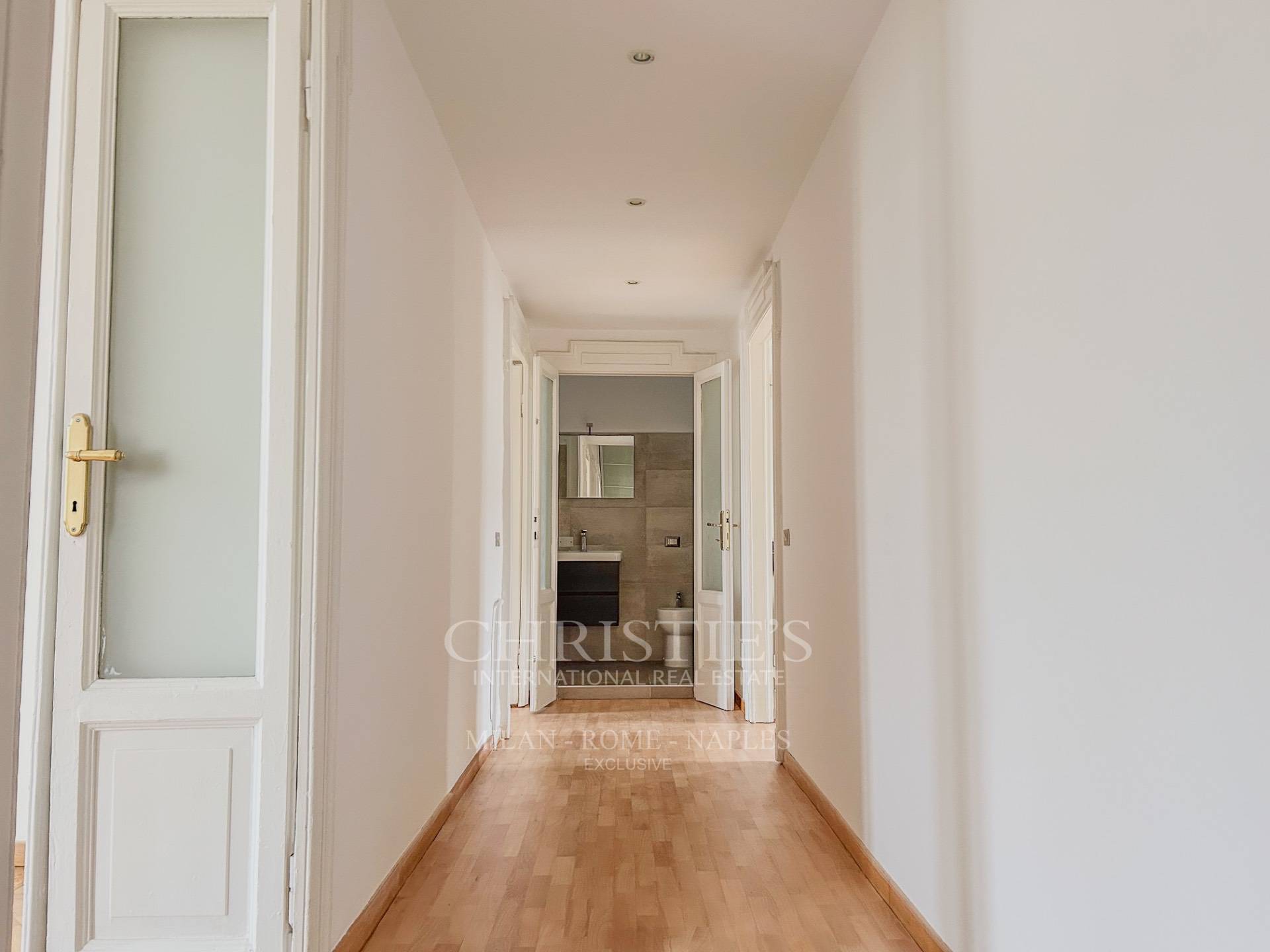 picture of Charming Apartment In The Indipendenza Area