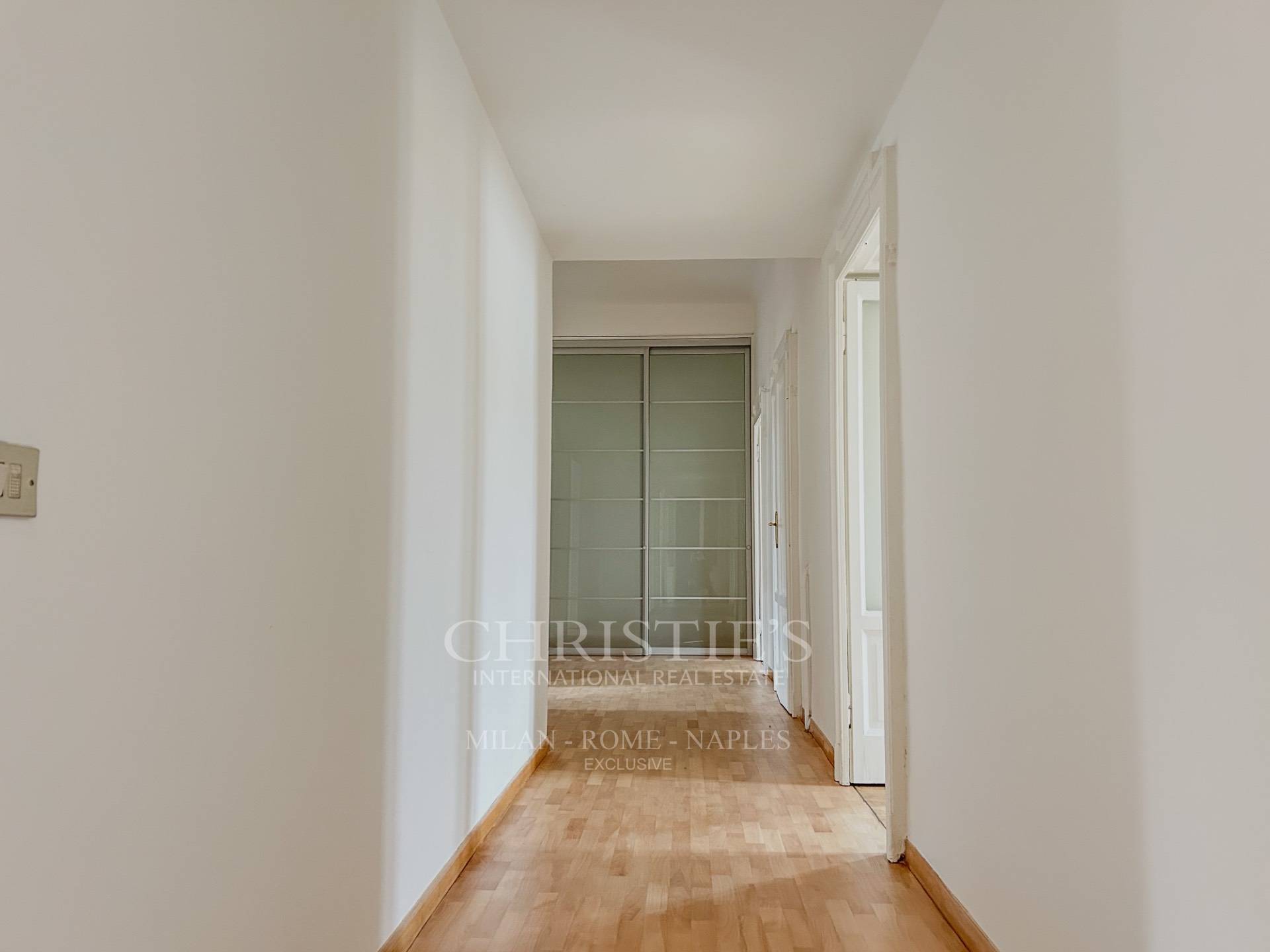 picture of Charming Apartment In The Indipendenza Area