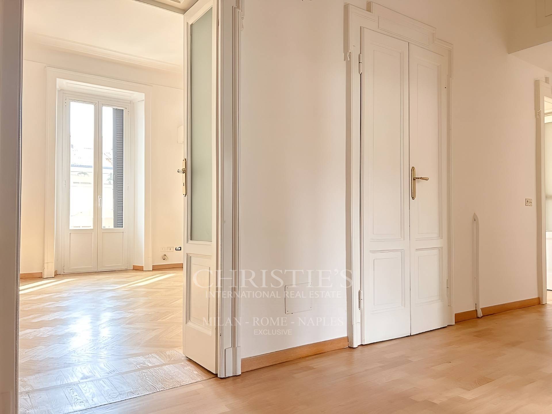 picture of Charming Apartment In The Indipendenza Area