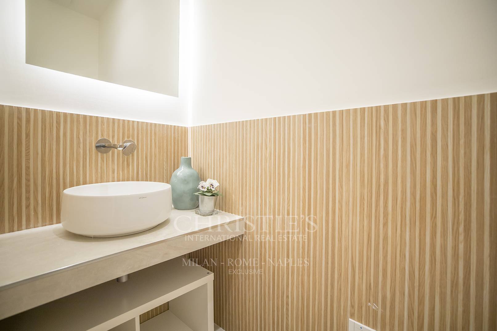 picture of Renovated Apartment In Trieste Area - Rome