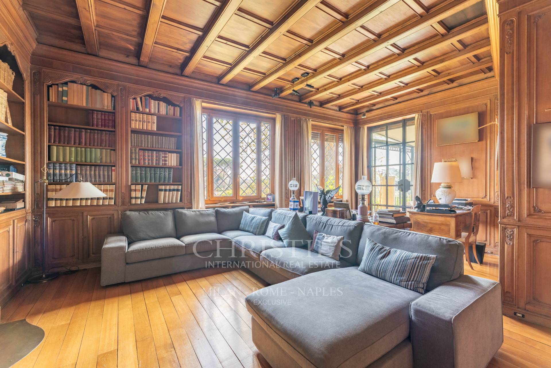 picture of Infinity Over Rome: Exclusive Property With 360° View