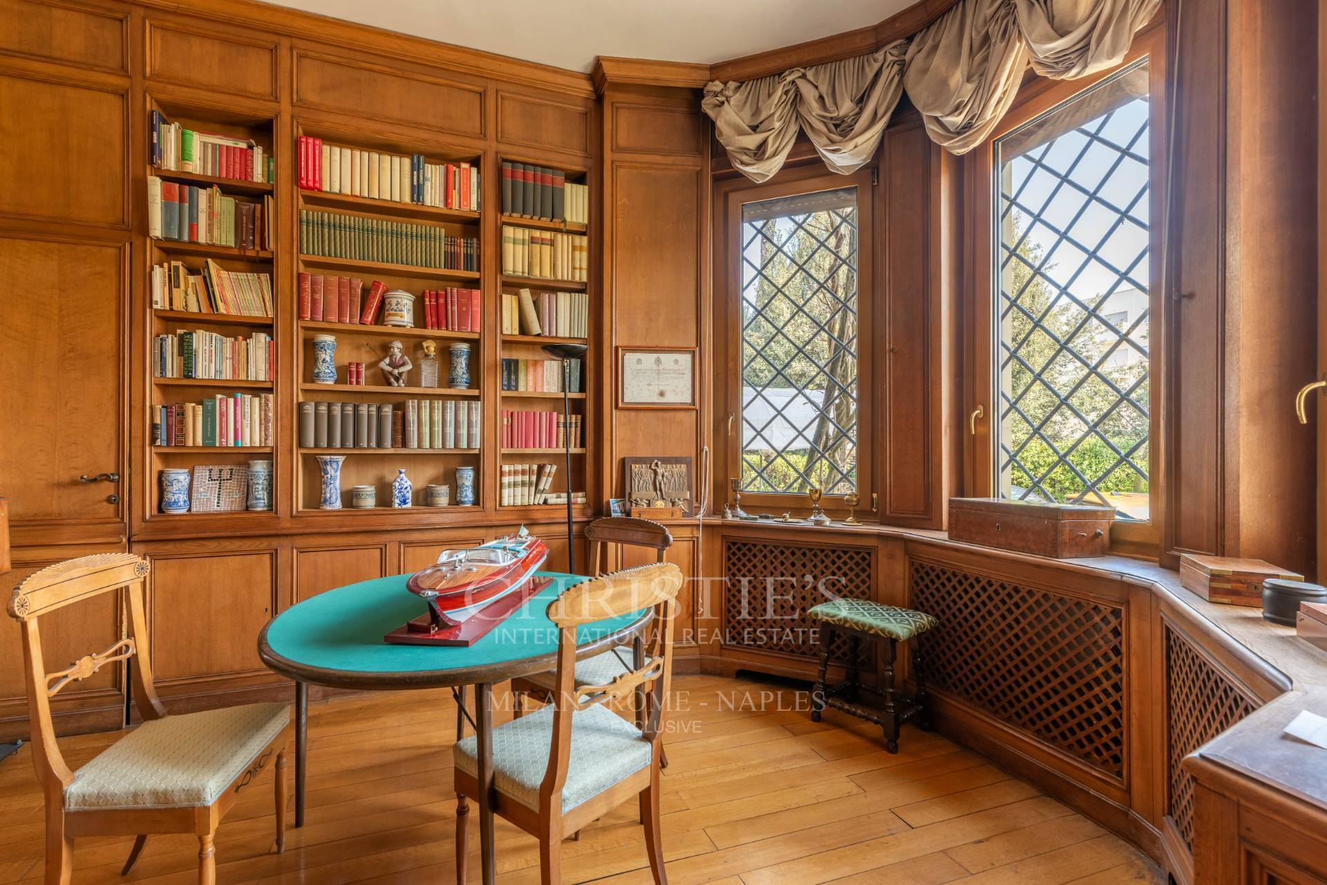 picture of Infinity Over Rome: Exclusive Property With 360° View