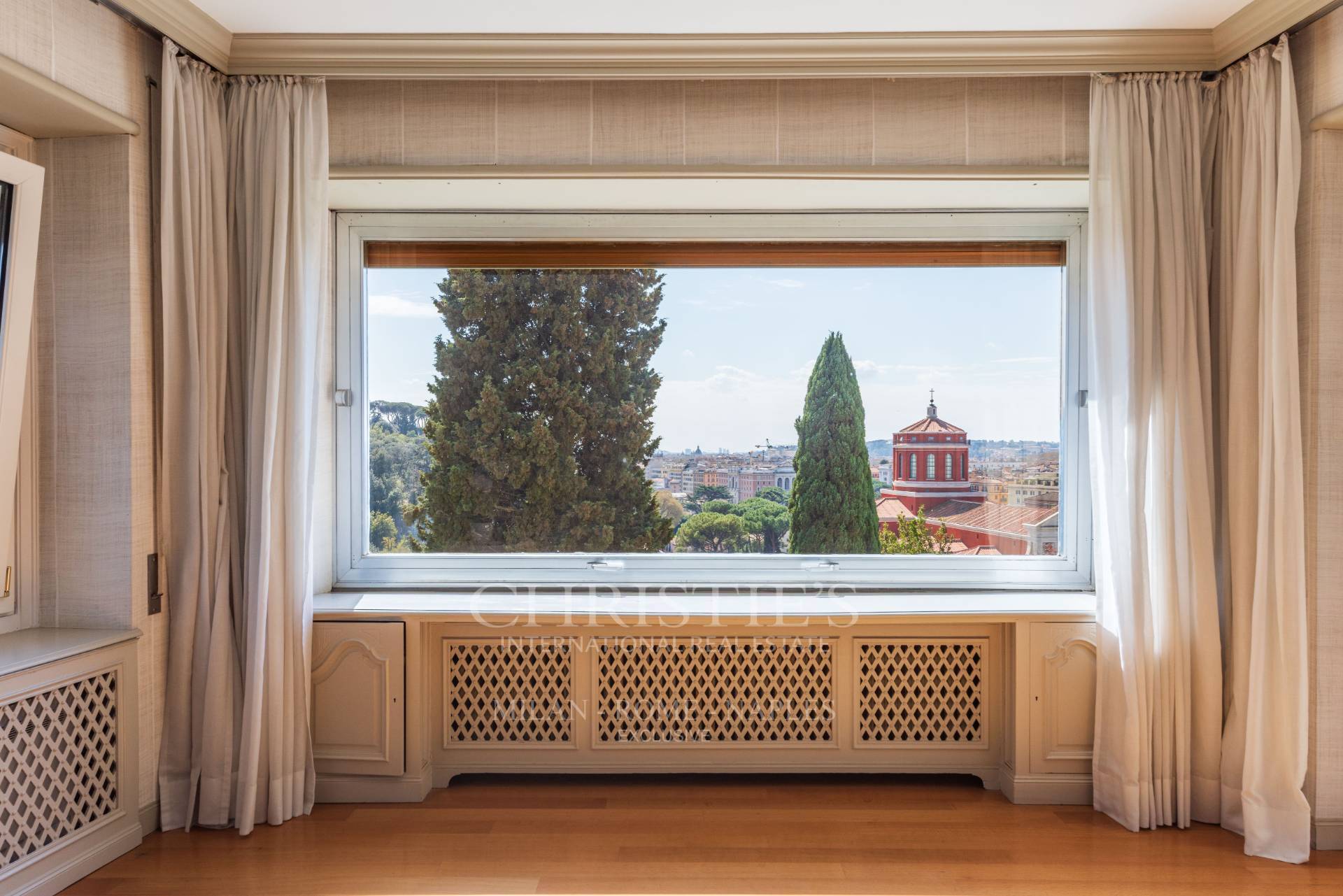 picture of Infinity Over Rome: Exclusive Property With 360° View