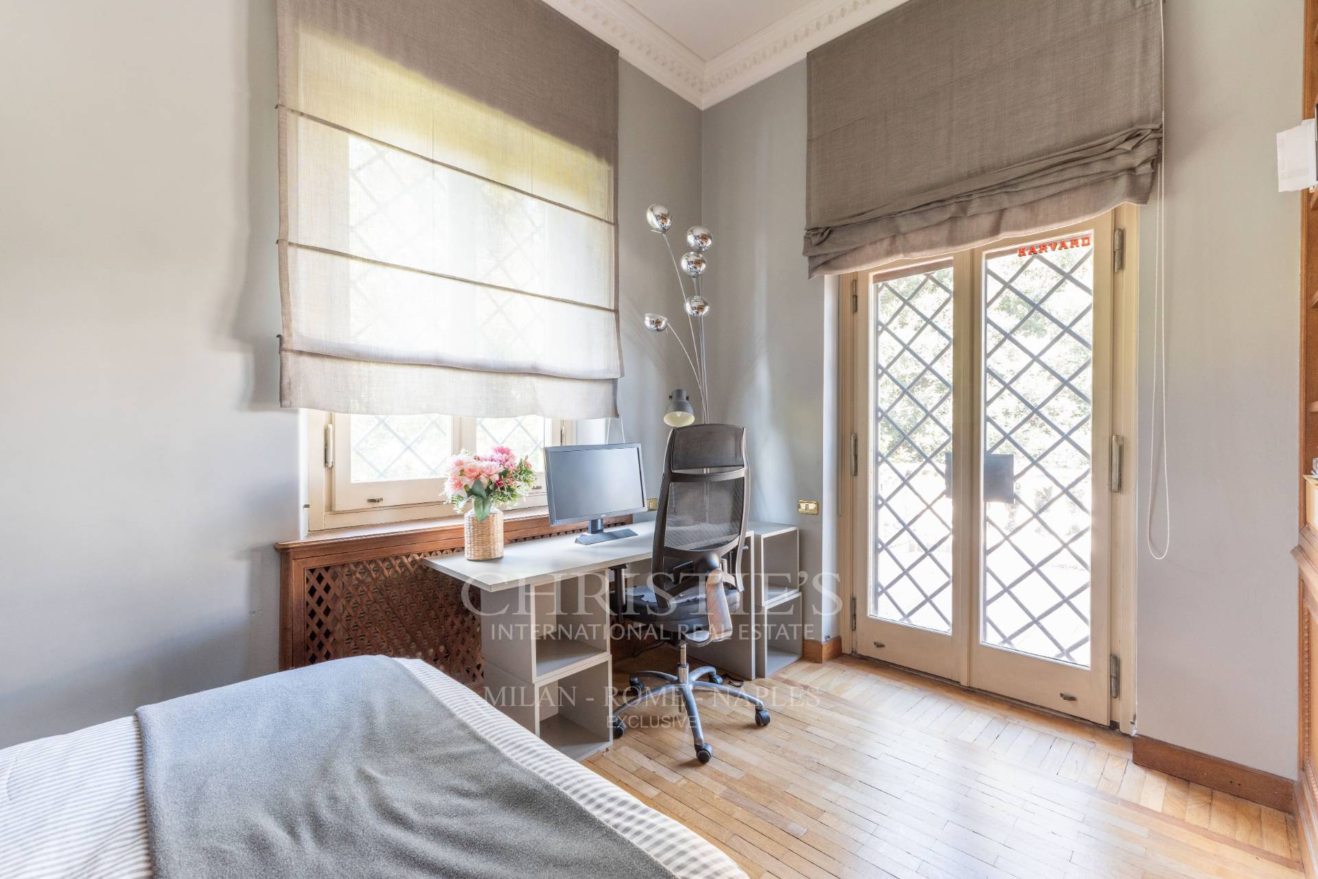 picture of Infinity Over Rome: Exclusive Property With 360° View