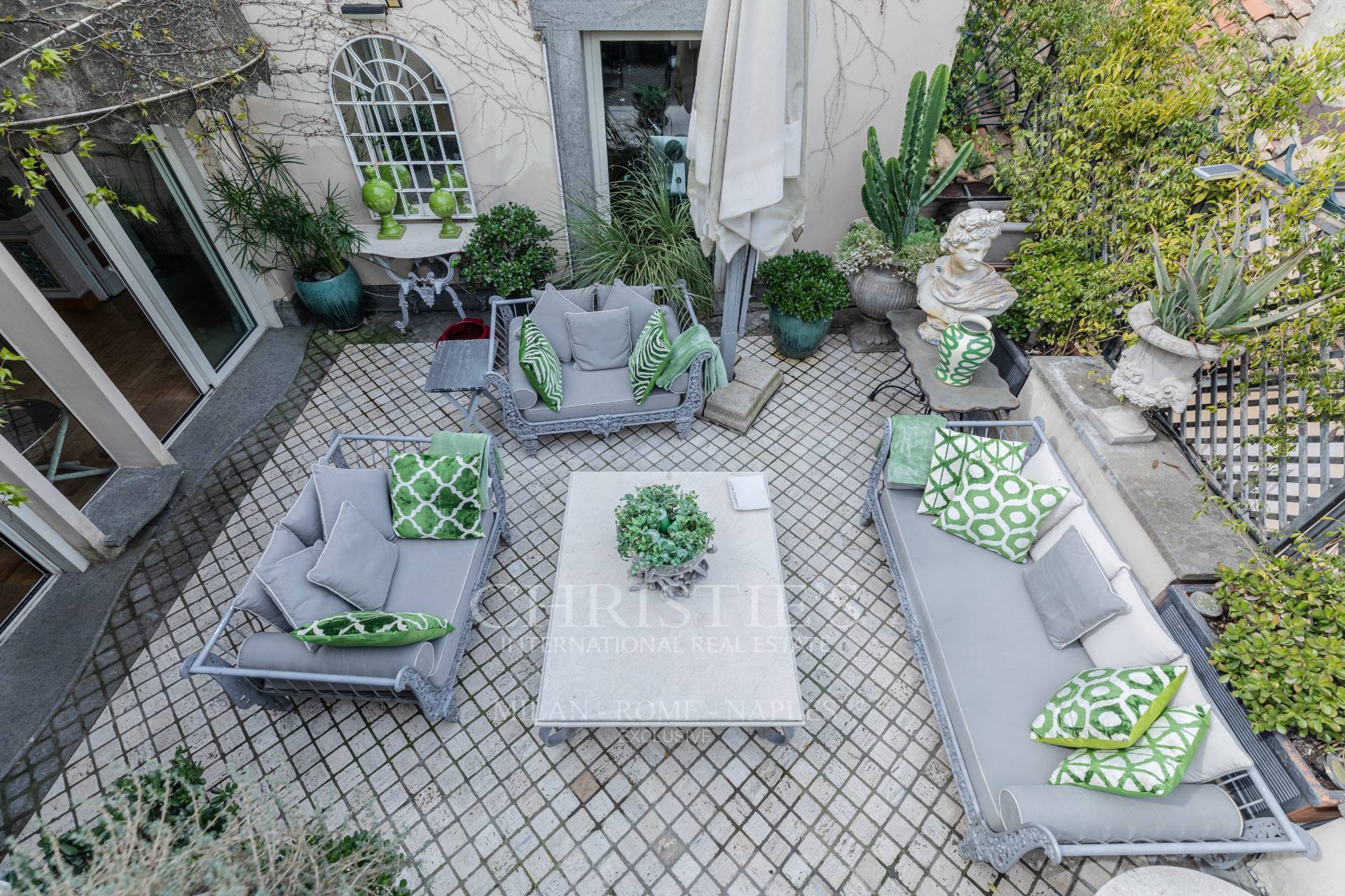 picture of Prestigious Luxury Penthouse And Super-penthouse In A Historic Building In The Heart Of Rome