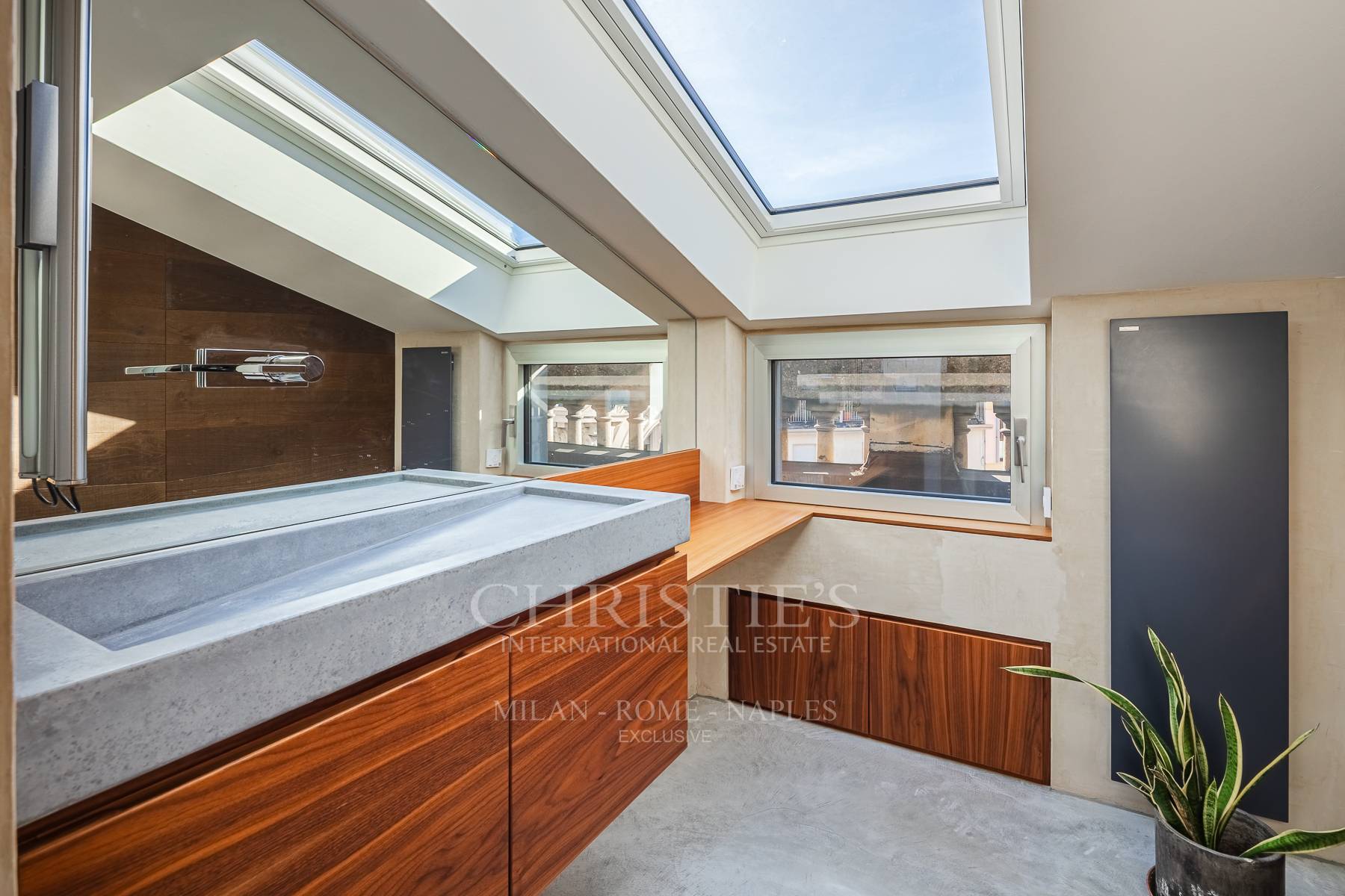 picture of Duplex Apartment With Panoramic Terrace In The Heart Of Brera