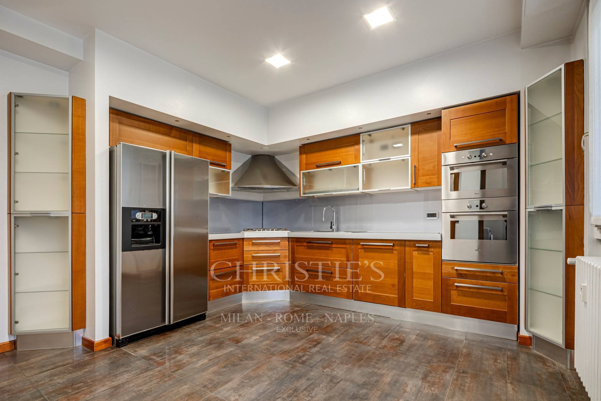 picture of Elegant Apartment With Dual Exposure Surrounded By Greenery – Citylife Area