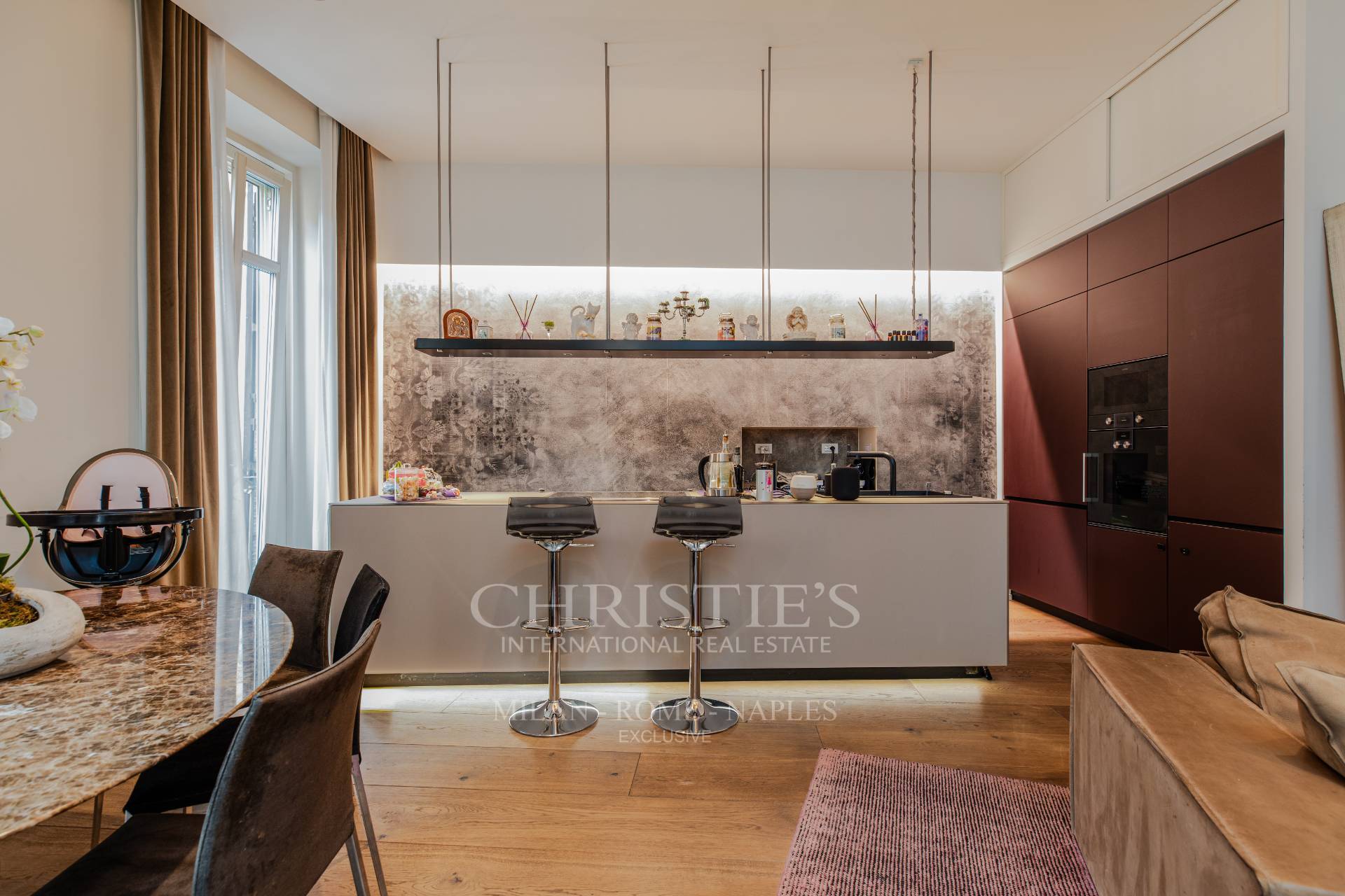 picture of Elegance And Authenticity In The Heart Of Rome