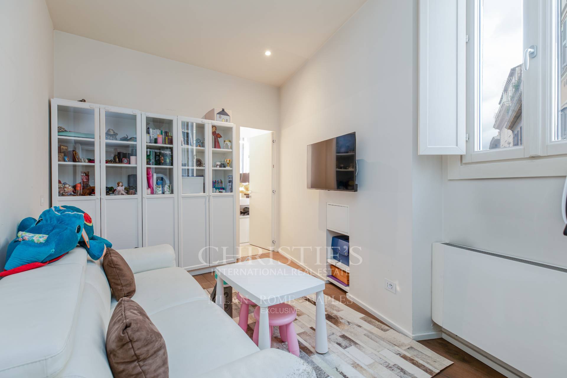 picture of Elegance And Authenticity In The Heart Of Rome