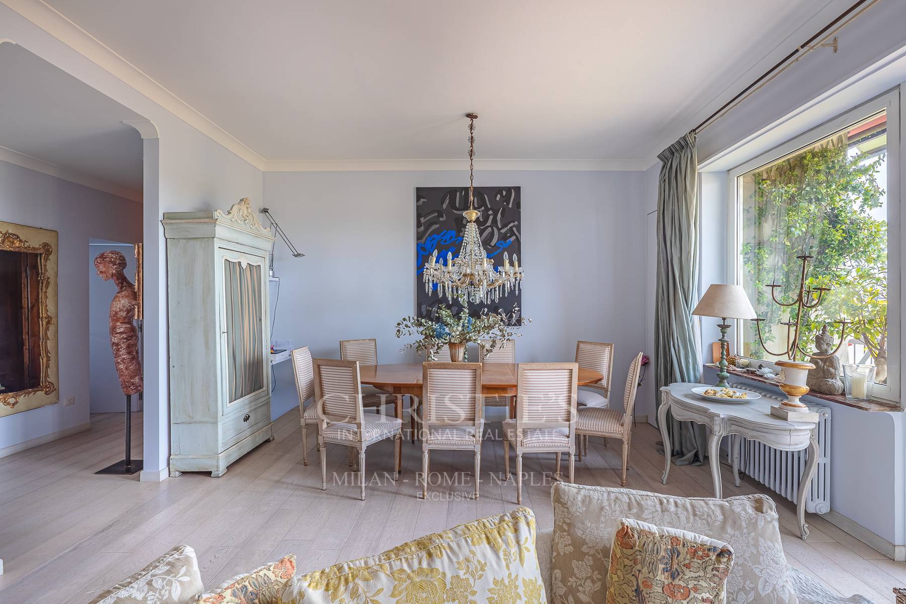 picture of Bright And Elegant Apartment In The Heart Of Brera