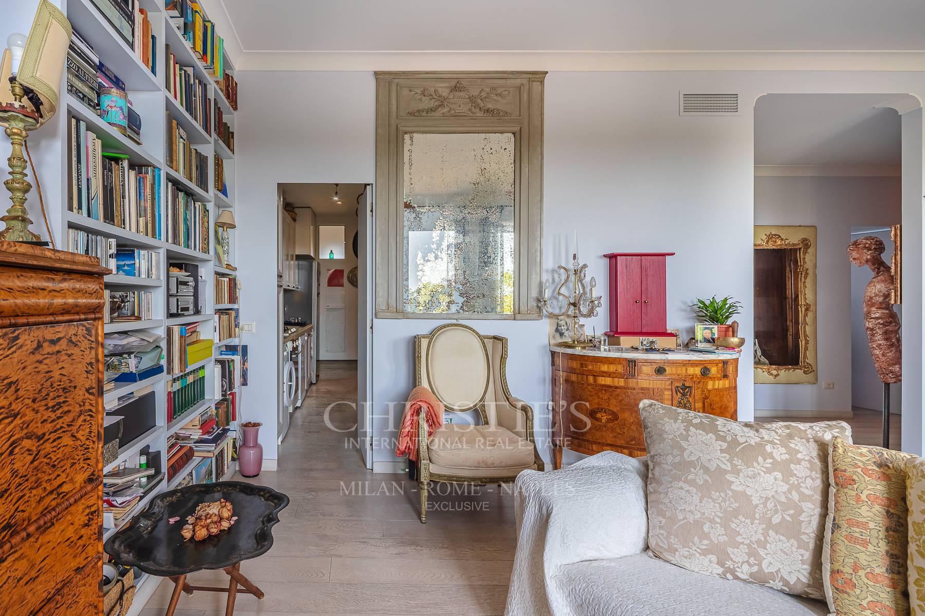picture of Bright And Elegant Apartment In The Heart Of Brera