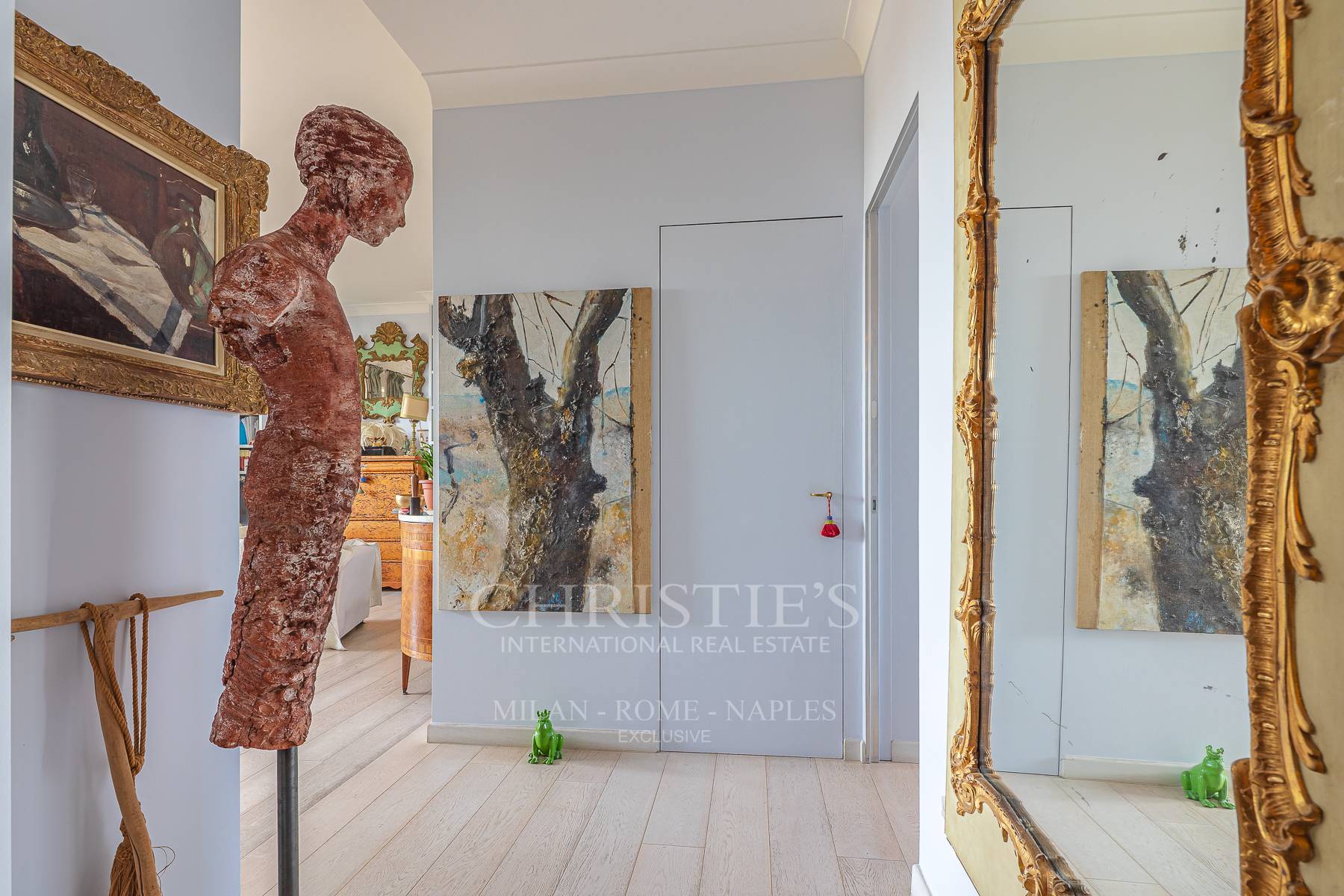 picture of Bright And Elegant Apartment In The Heart Of Brera