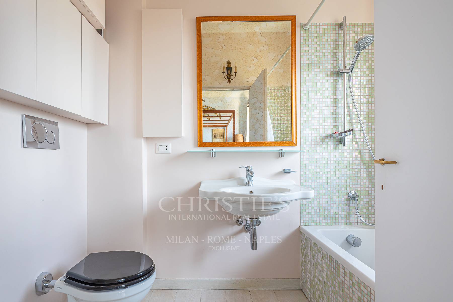 picture of Bright And Elegant Apartment In The Heart Of Brera