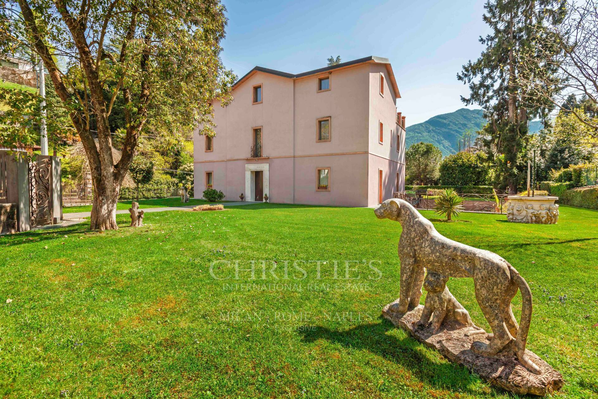 picture of Prestigious Historic Villa With Swimming Pool In An Exclusive Area Just A Few Steps From The Lake