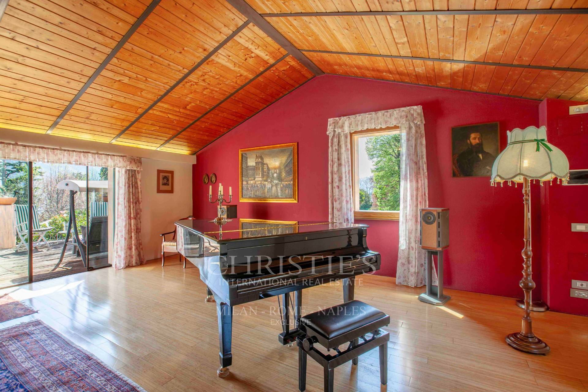 picture of Prestigious Historic Villa With Swimming Pool In An Exclusive Area Just A Few Steps From The Lake