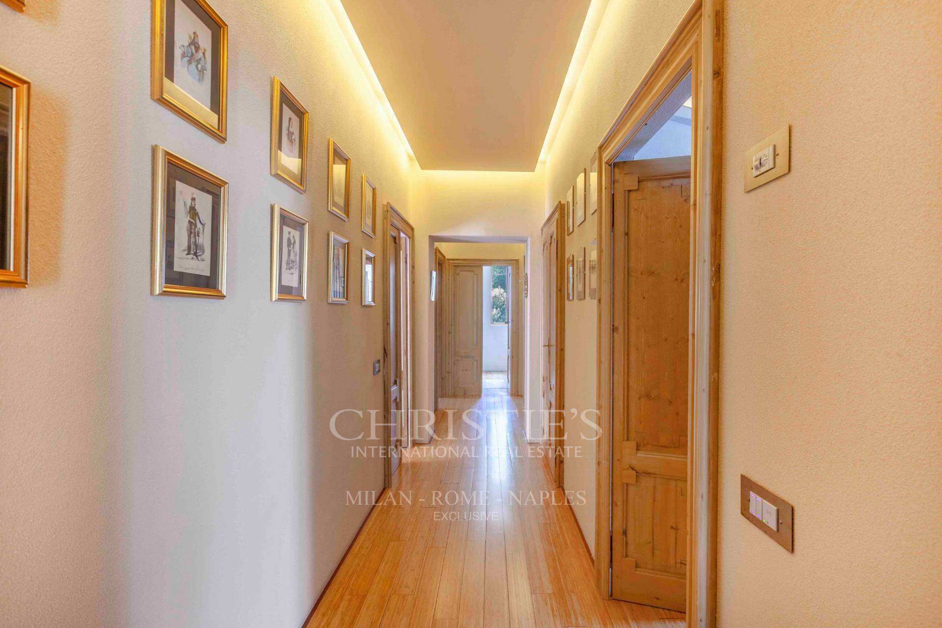 picture of Prestigious Historic Villa With Swimming Pool In An Exclusive Area Just A Few Steps From The Lake