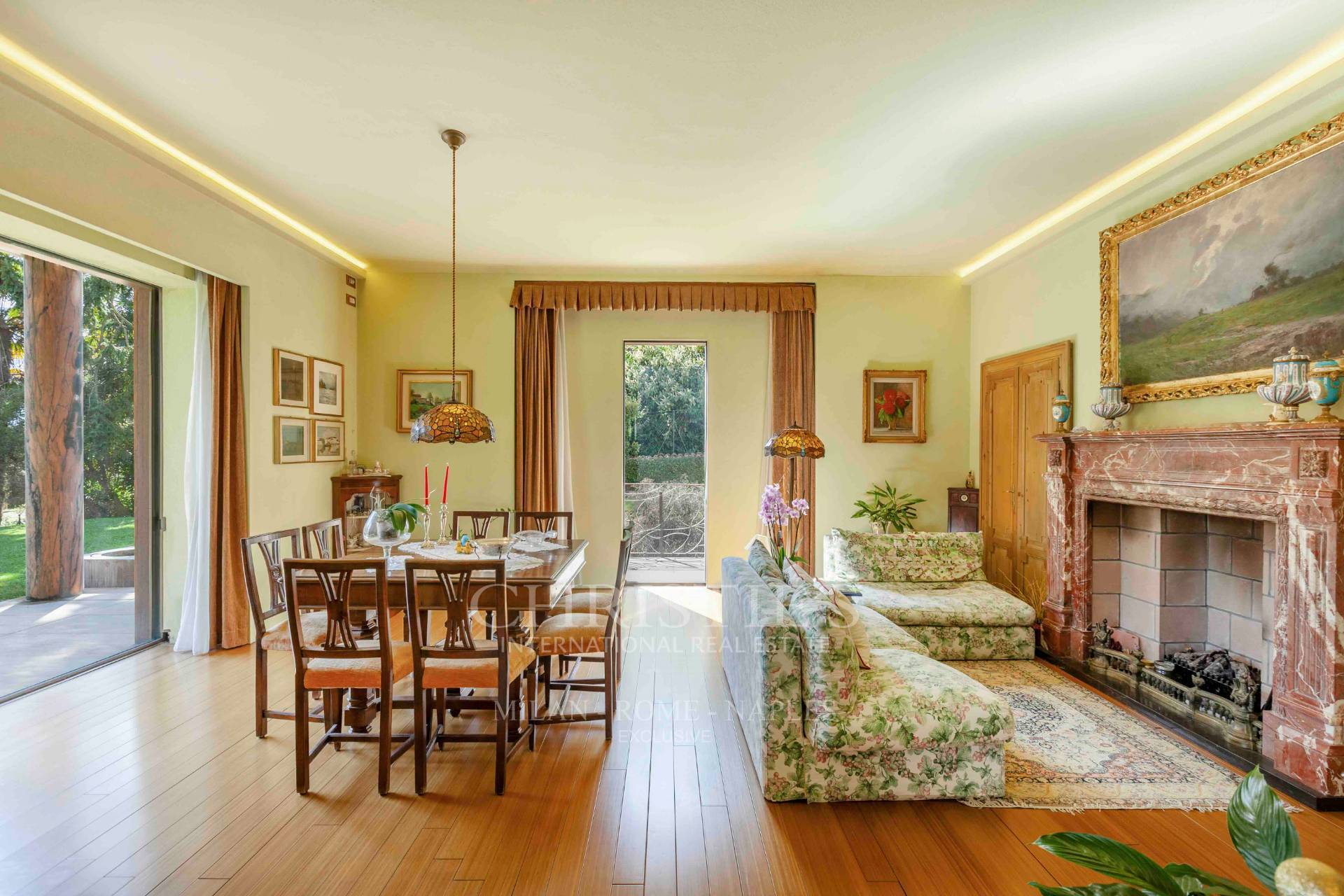 picture of Prestigious Historic Villa With Swimming Pool In An Exclusive Area Just A Few Steps From The Lake