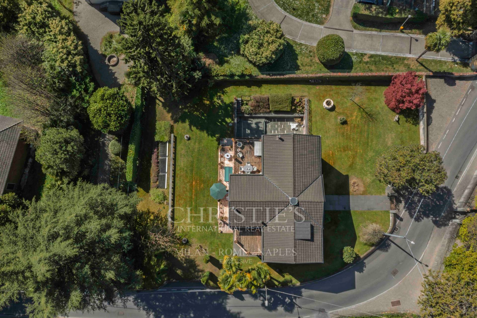 picture of Prestigious Historic Villa With Swimming Pool In An Exclusive Area Just A Few Steps From The Lake