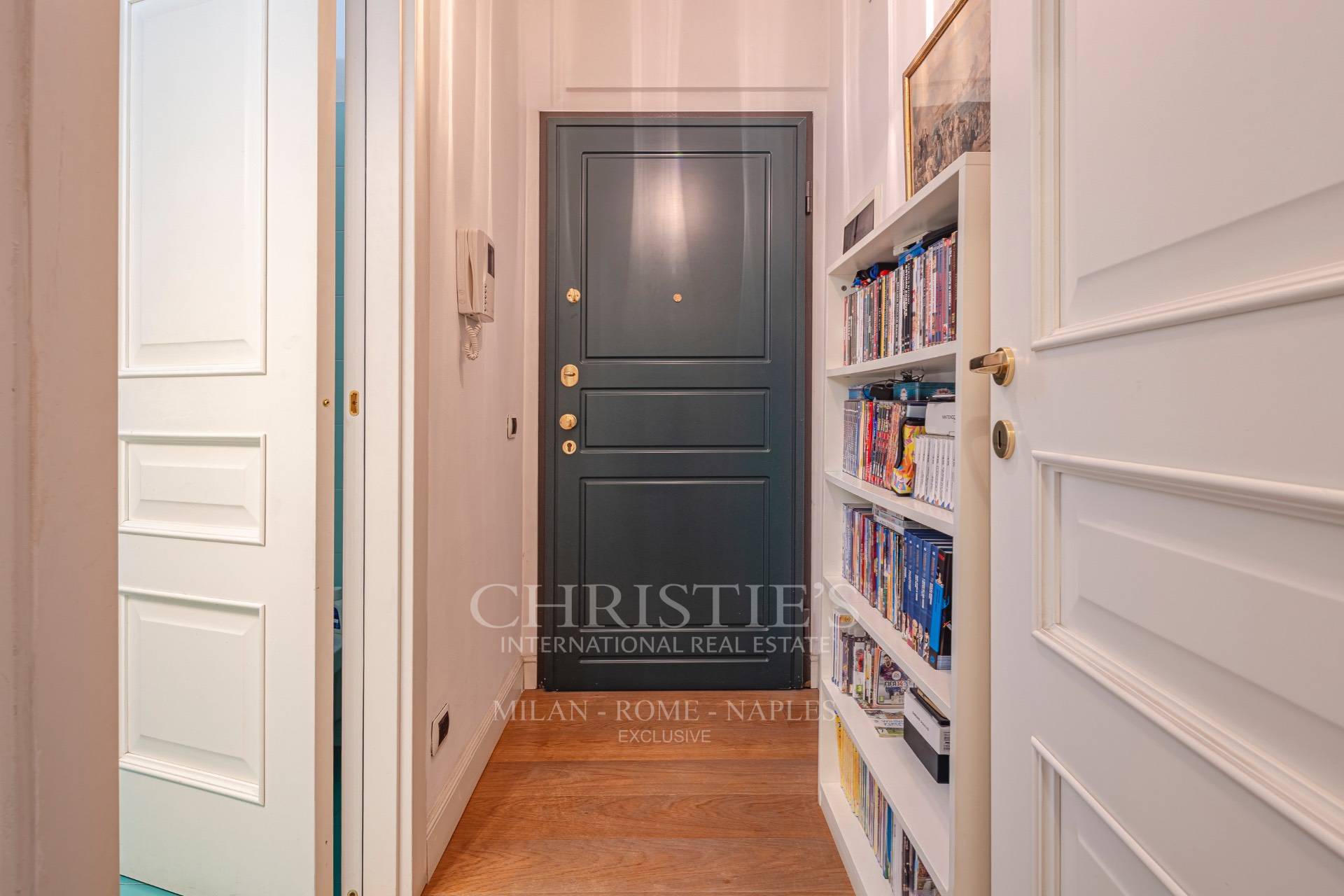 picture of Prestigious Duplex Penthouse In The Porta Romana Area