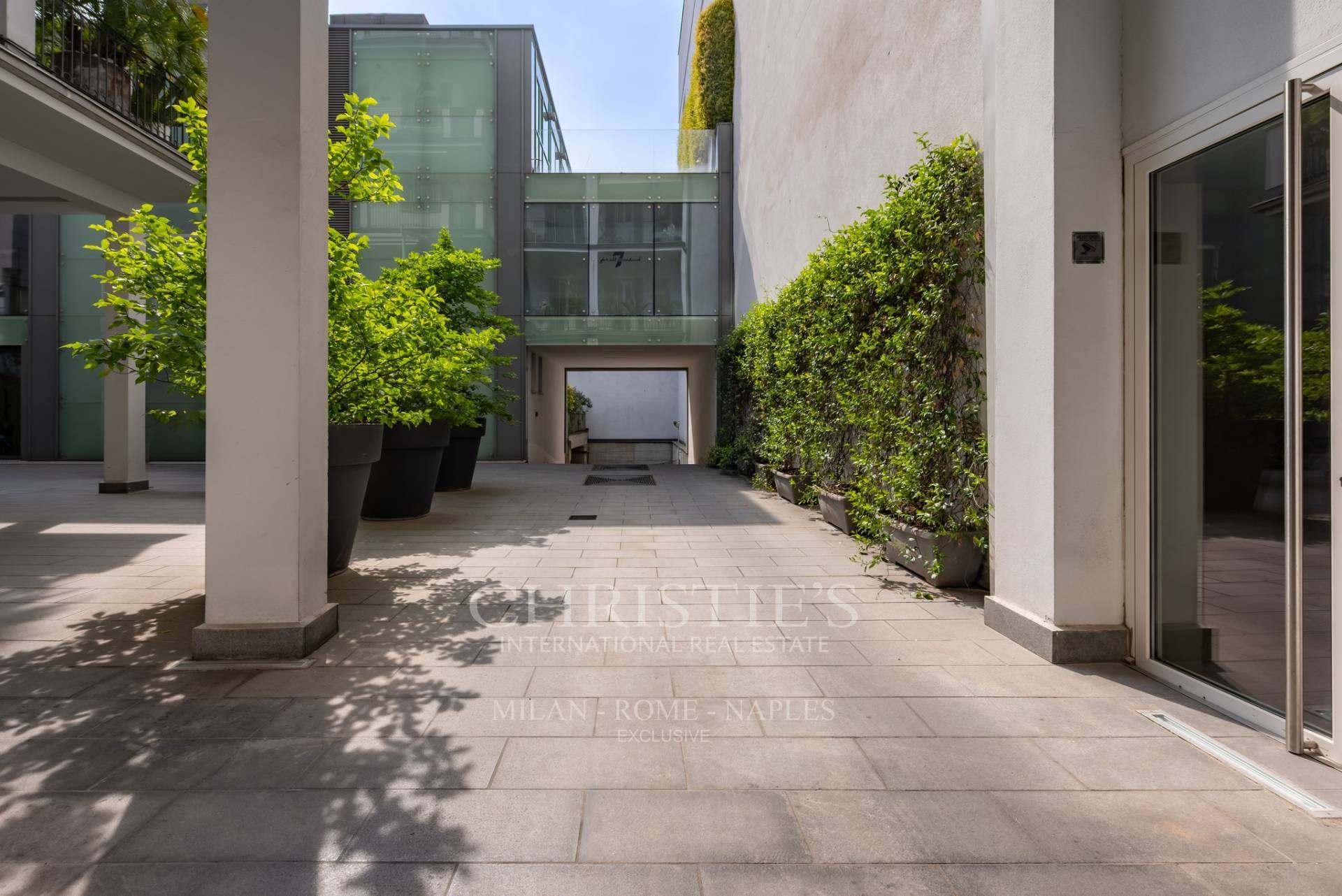 picture of Prestigious Building In Via Archimede