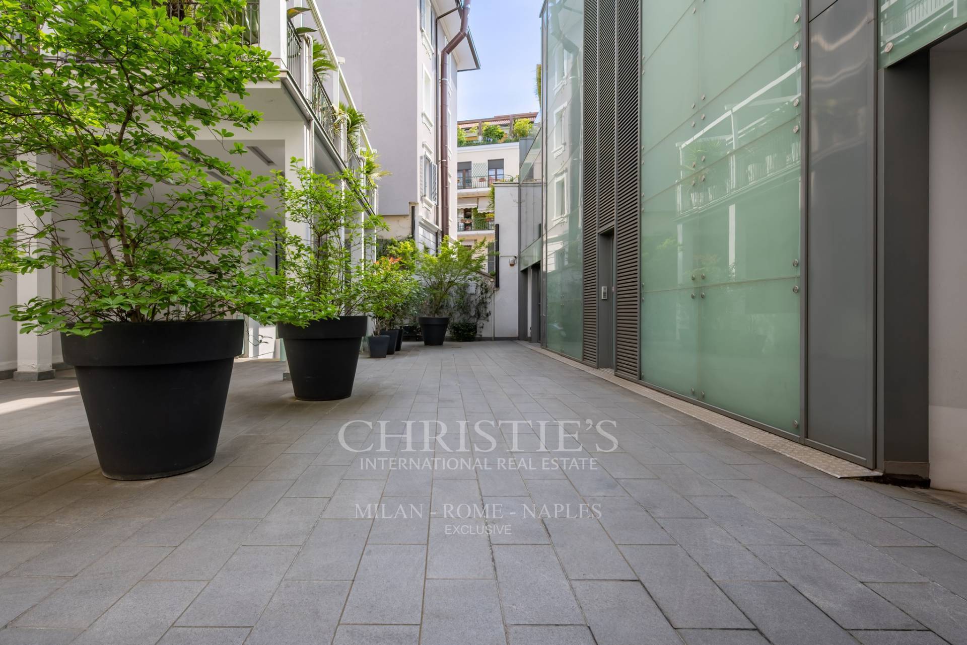 picture of Prestigious Building In Via Archimede