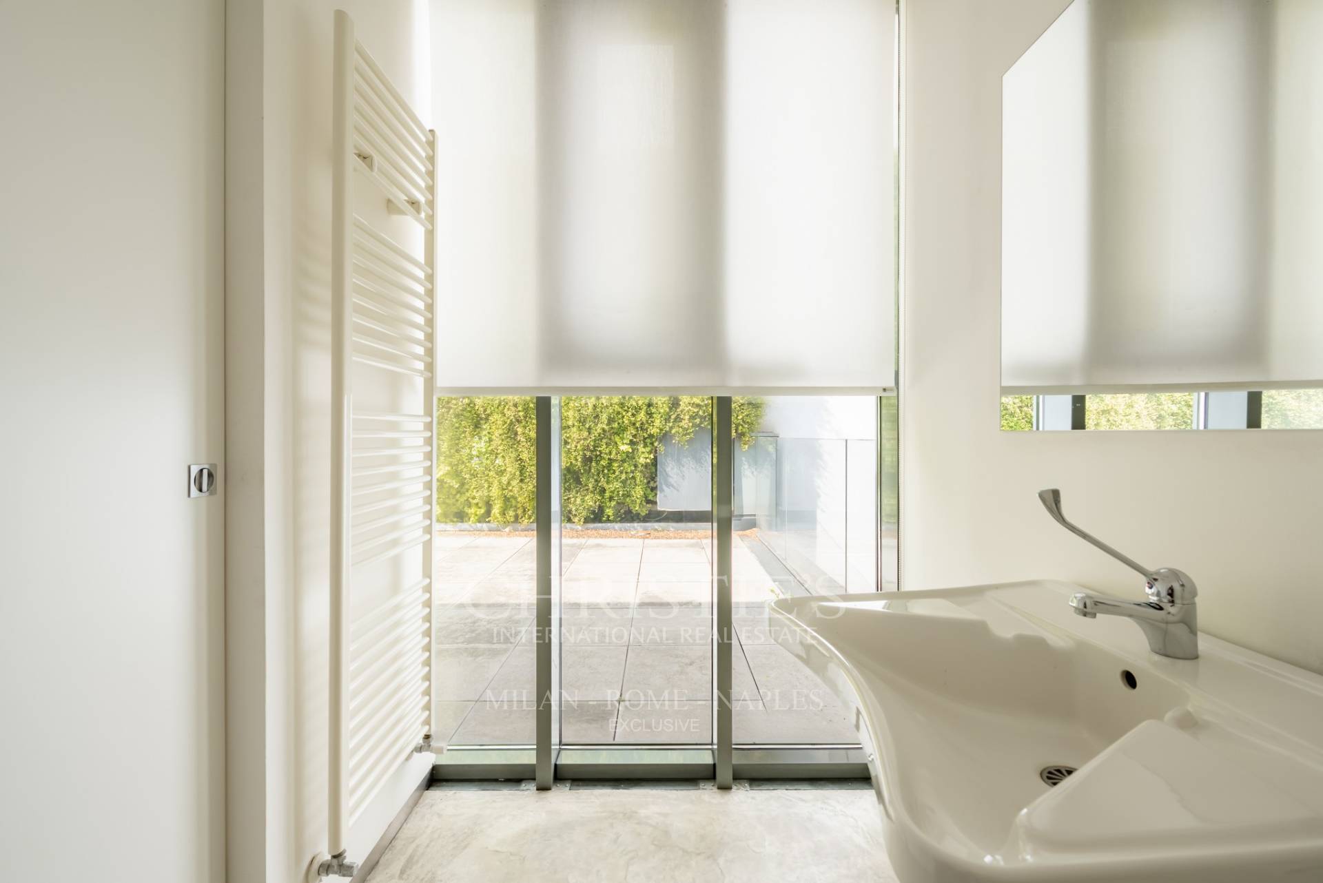 picture of Prestigious Building In Via Archimede