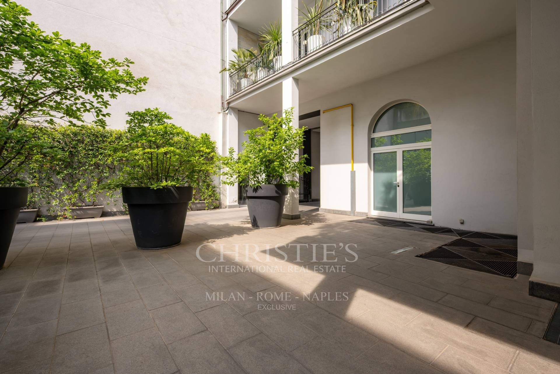 picture of Prestigious Building In Via Archimede