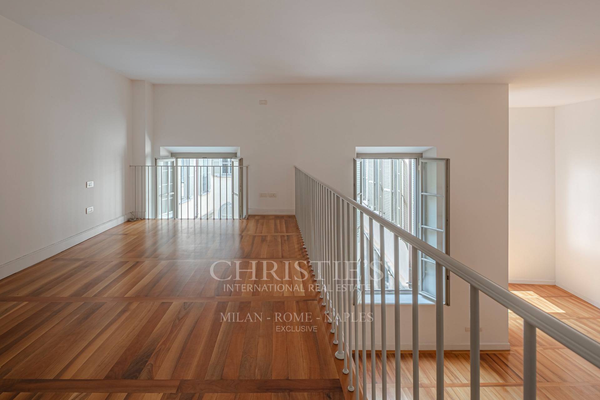 picture of Prestigious Renovated Apartment In A Historic Building – Missori Area
