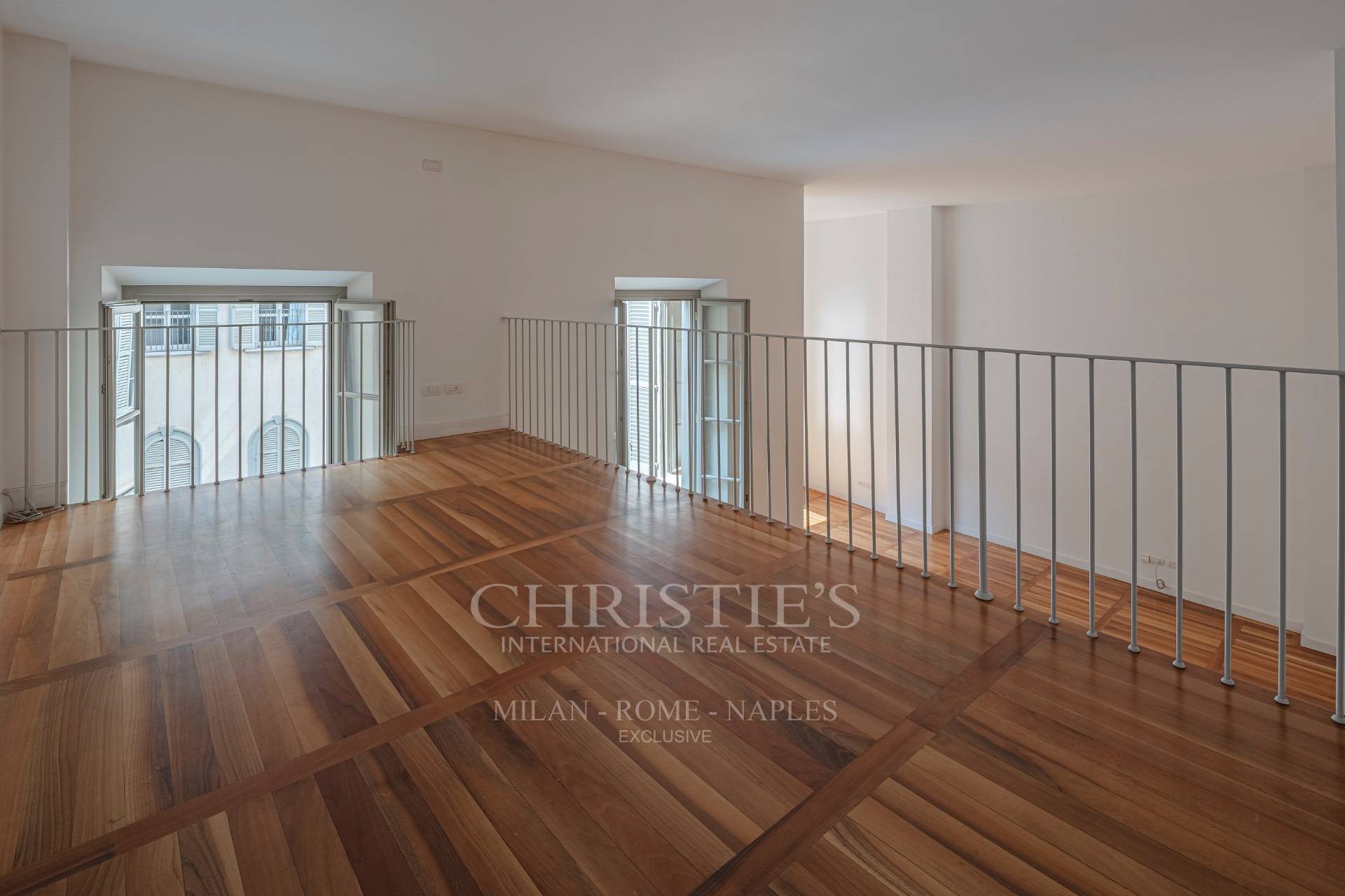 picture of Prestigious Renovated Apartment In A Historic Building – Missori Area
