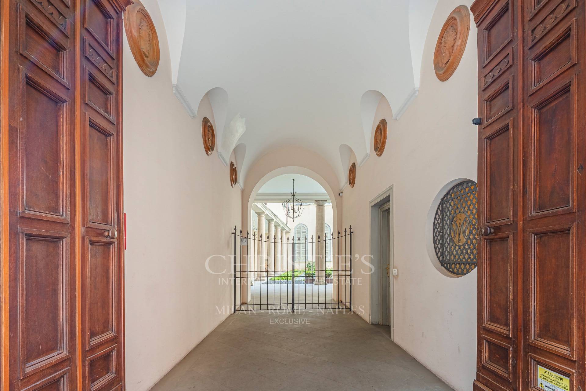 picture of Prestigious Renovated Apartment In A Historic Building – Missori Area
