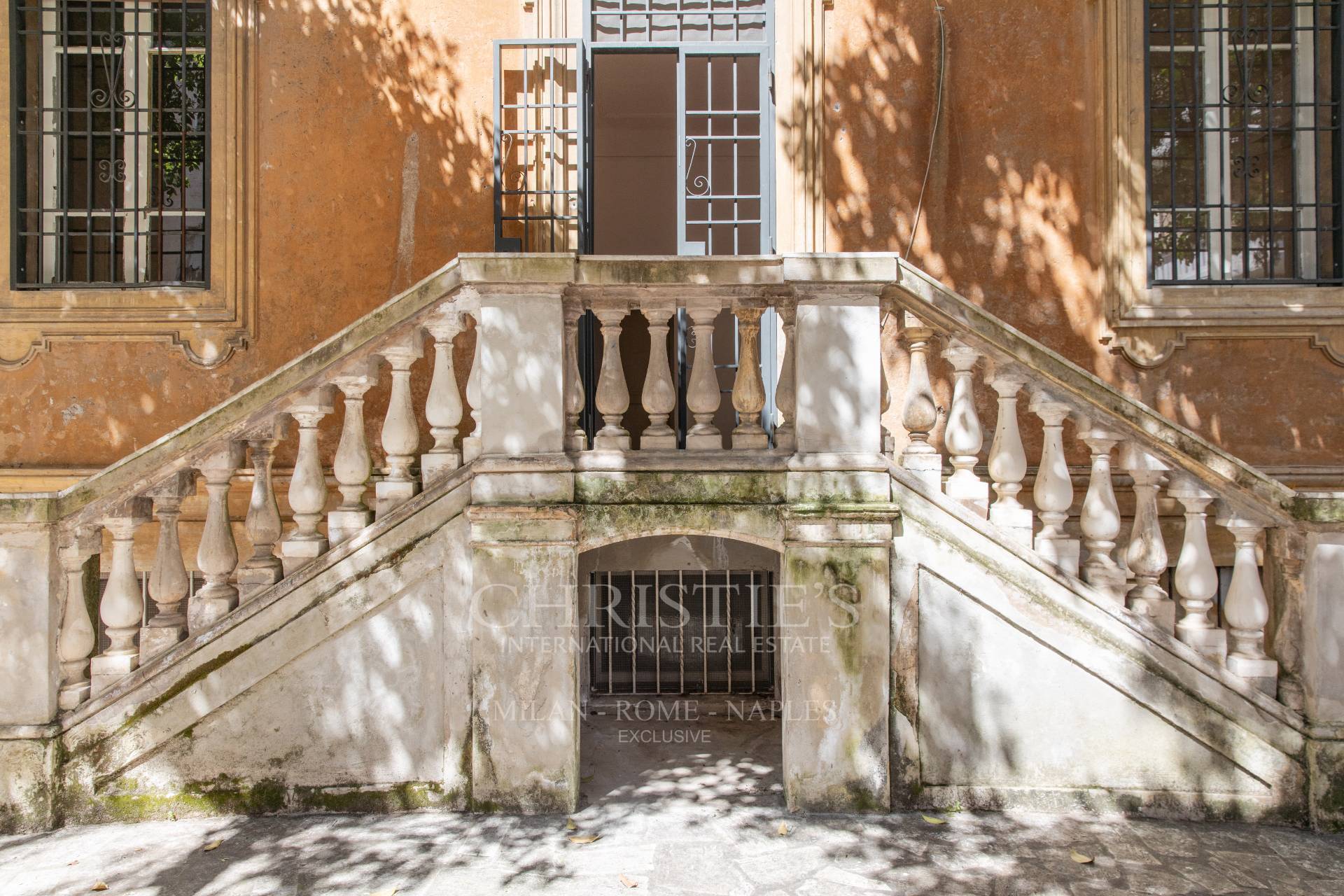 picture of Apartment With Exclusive Courtyard In Historic Villa