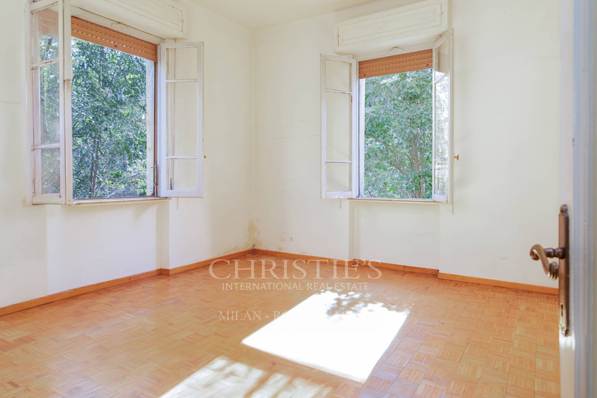 picture of Bright Apartment In Historic Villa