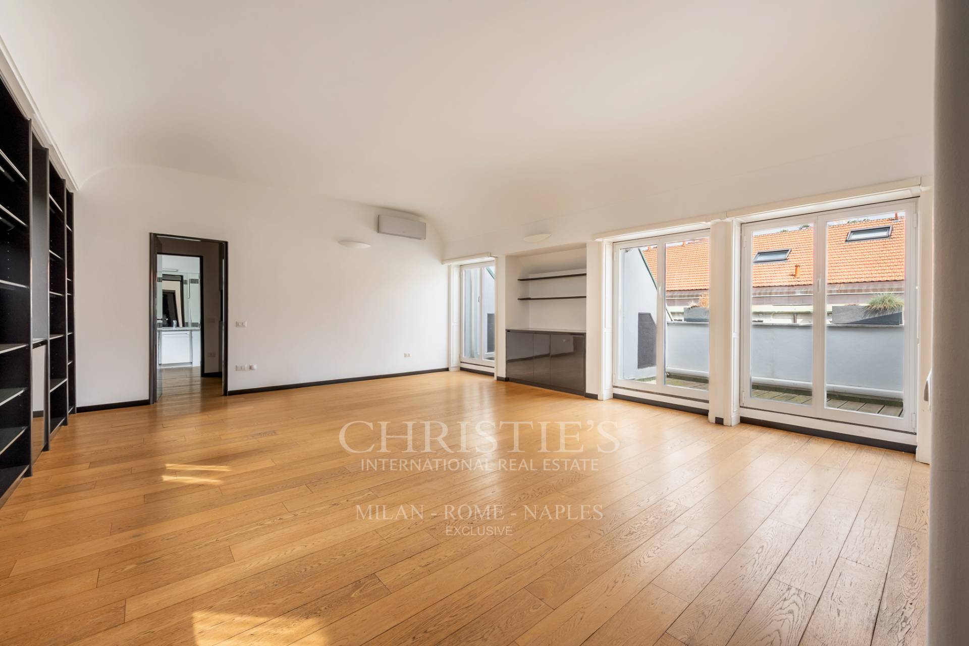 picture of Top-floor Apartment With Terrace In Central Milan