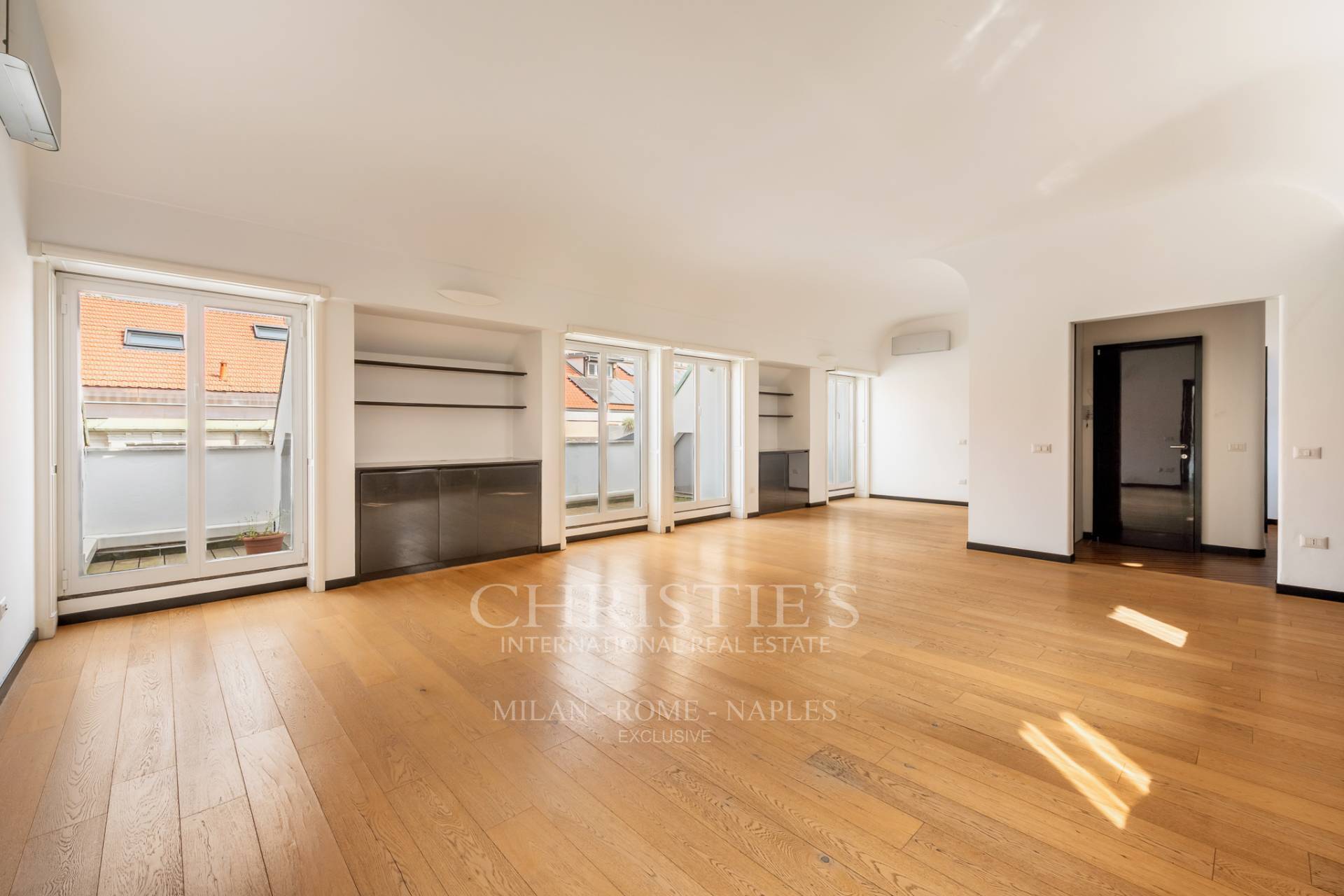 picture of Top-floor Apartment With Terrace In Central Milan