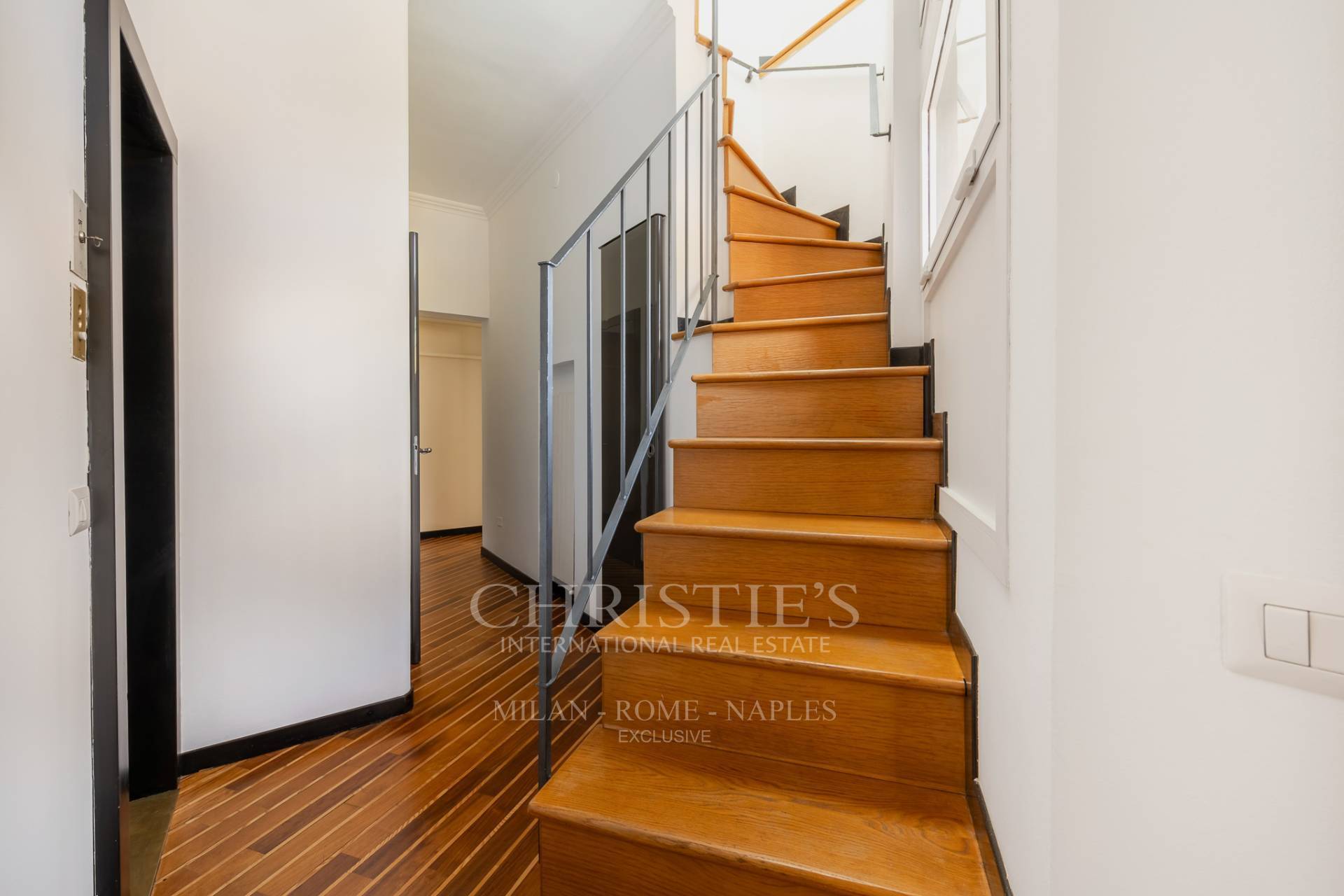 picture of Top-floor Apartment With Terrace In Central Milan