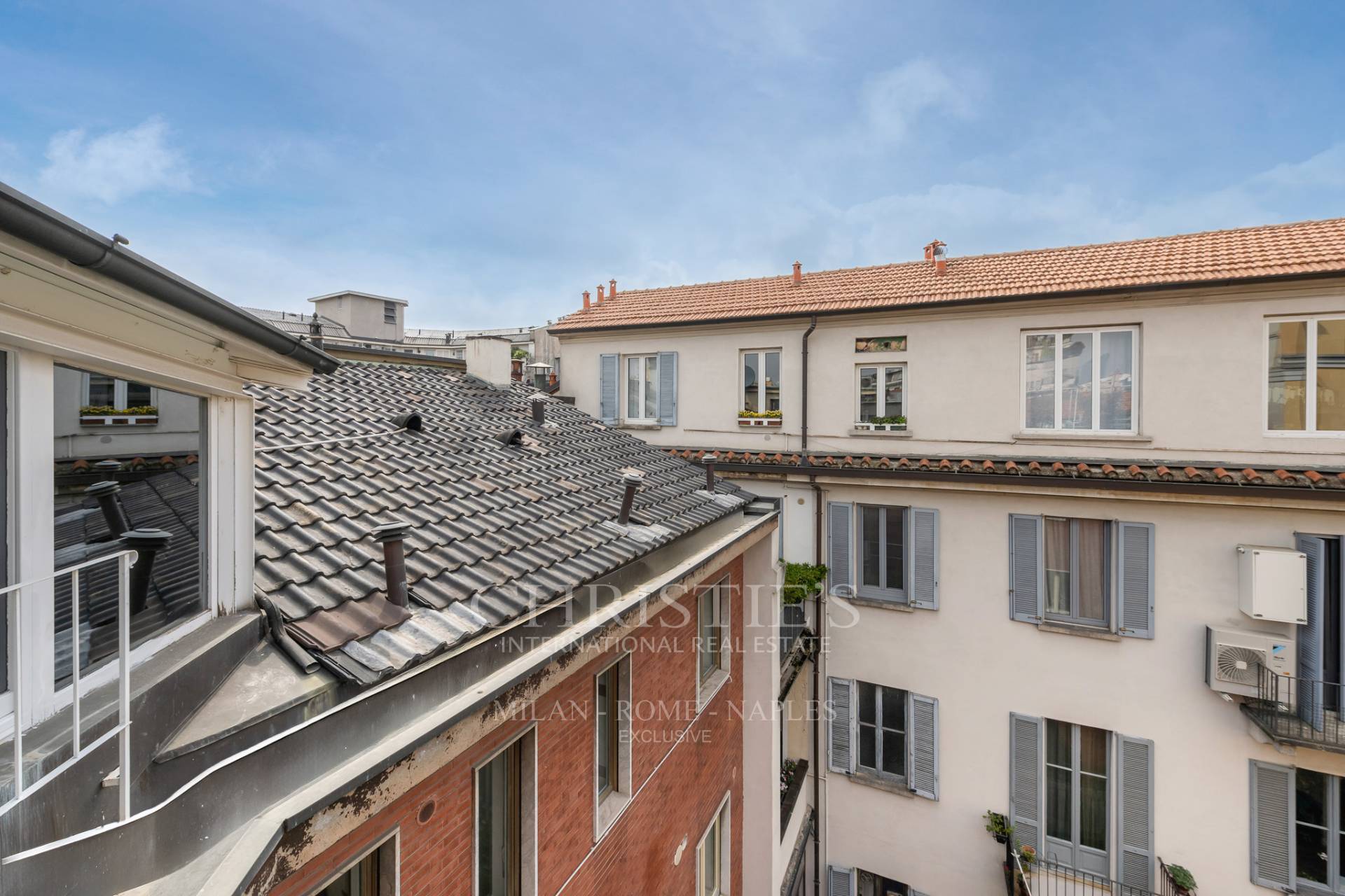 picture of Top-floor Apartment With Terrace In Central Milan
