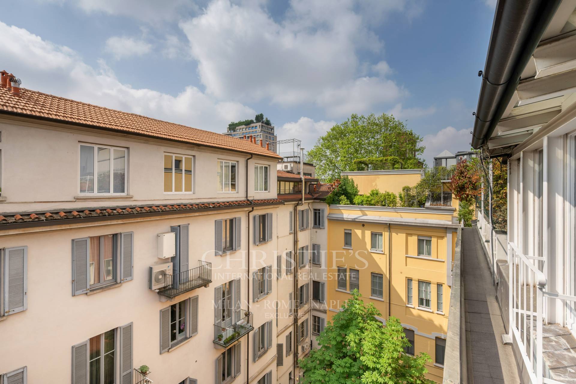 picture of Top-floor Apartment With Terrace In Central Milan