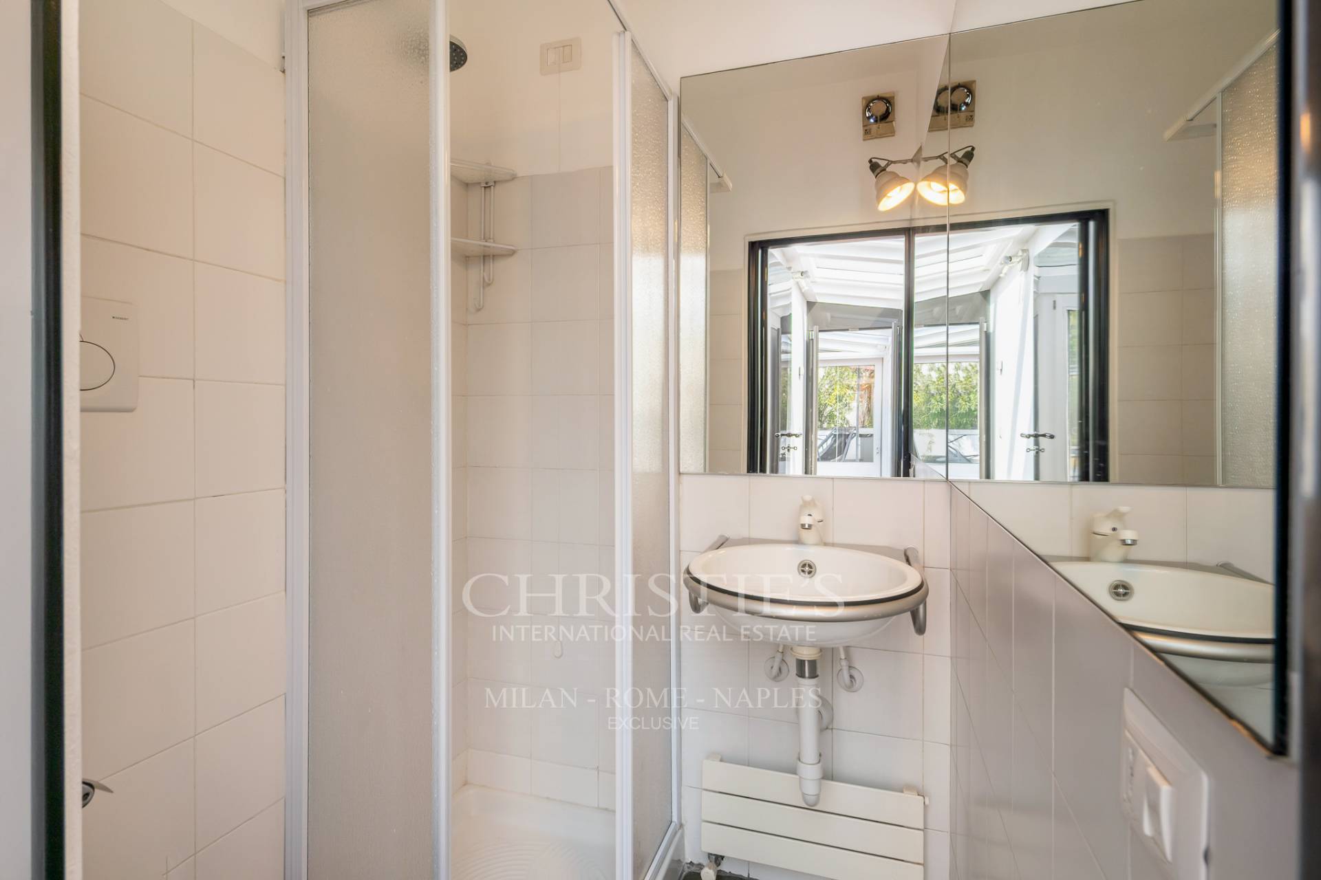 picture of Top-floor Apartment With Terrace In Central Milan