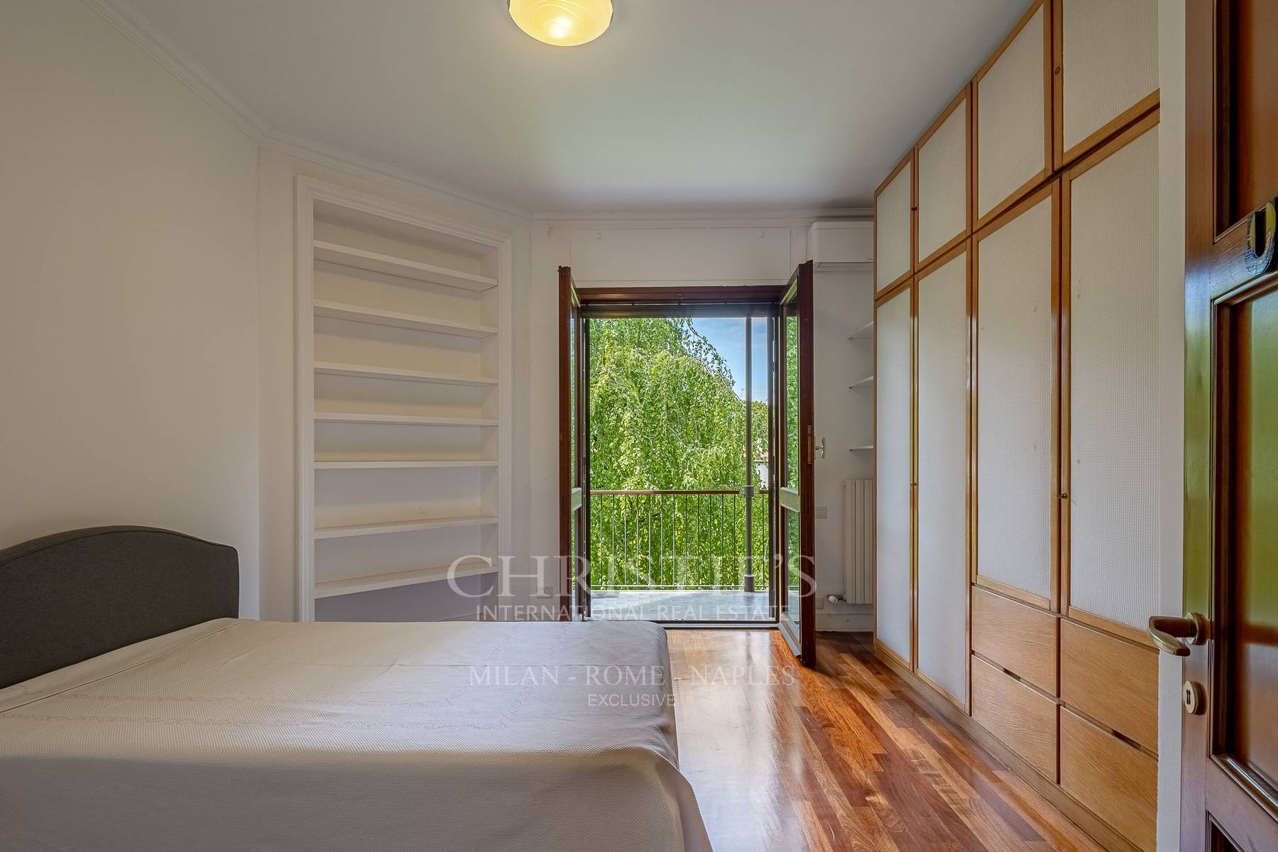 picture of Spacious Residence In Prestigious Setting Near Royal Villa Of Monza And Parkland