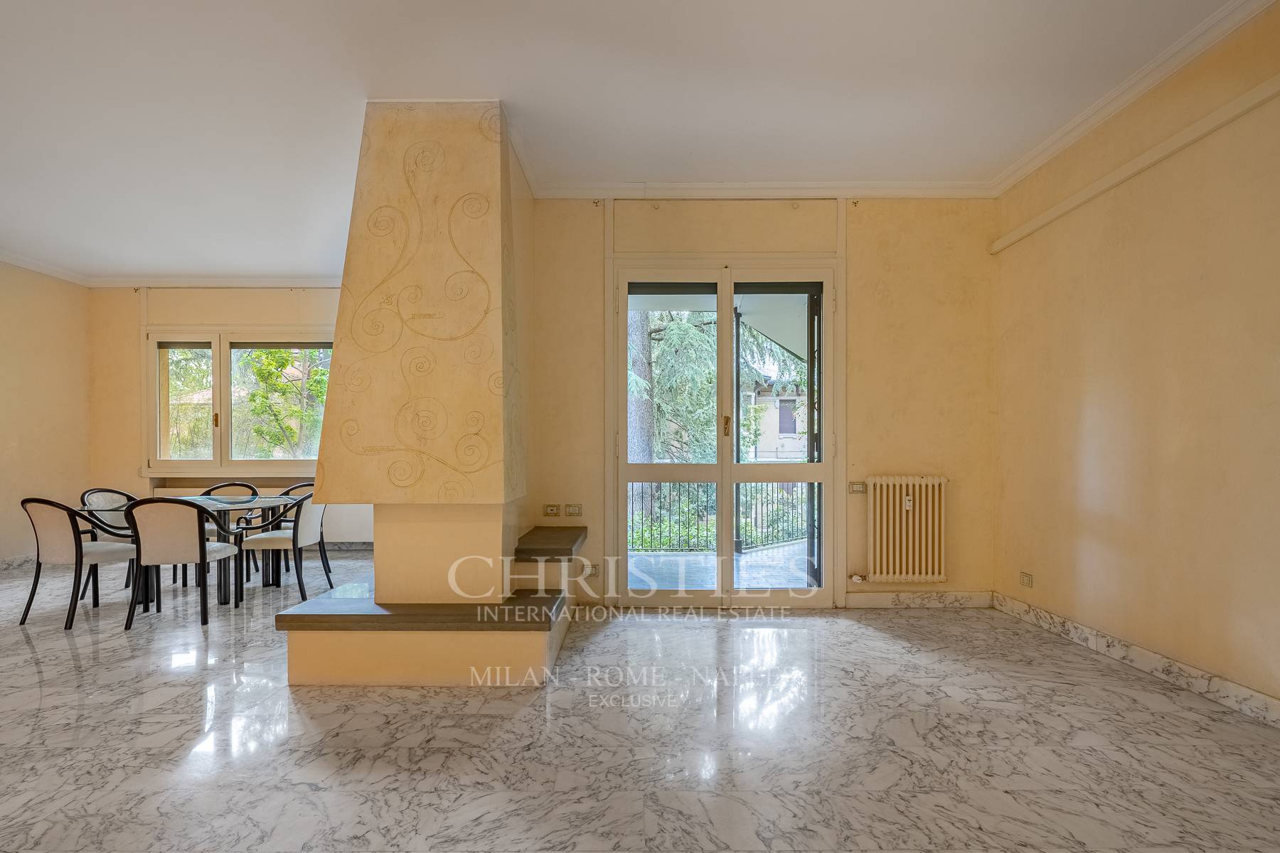 picture of Spacious Residence In Prestigious Setting Near Royal Villa Of Monza And Parkland